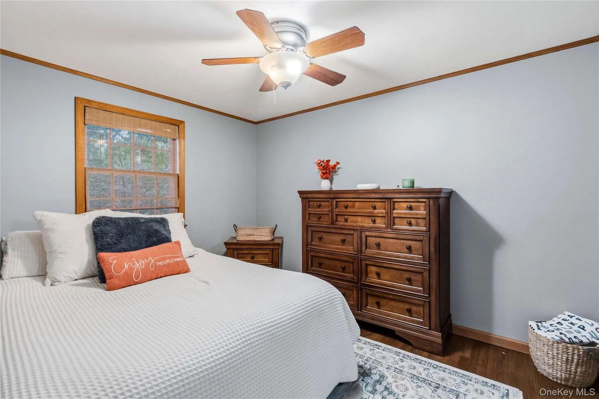 29 Hy Place, Brookhaven, NY, 4 Bedrooms Bedrooms, 8 Rooms Rooms,1 BathroomBathrooms,Residential,For Rent,Hy,0,1045805 29 Hy Place, Brookhaven, NY, 4 Bedrooms Bedrooms, 8 Rooms Rooms,1 BathroomBathrooms,Residential,For Rent,Hy,0,1045805