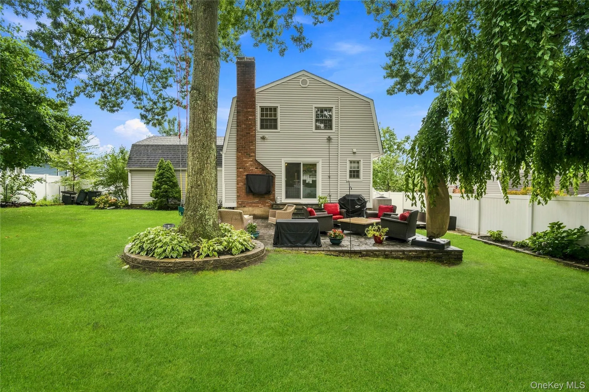 29 Hy Place, Brookhaven, NY, 4 Bedrooms Bedrooms, 8 Rooms Rooms,1 BathroomBathrooms,Residential,For Rent,Hy,0,1045805 29 Hy Place, Brookhaven, NY, 4 Bedrooms Bedrooms, 8 Rooms Rooms,1 BathroomBathrooms,Residential,For Rent,Hy,0,1045805
