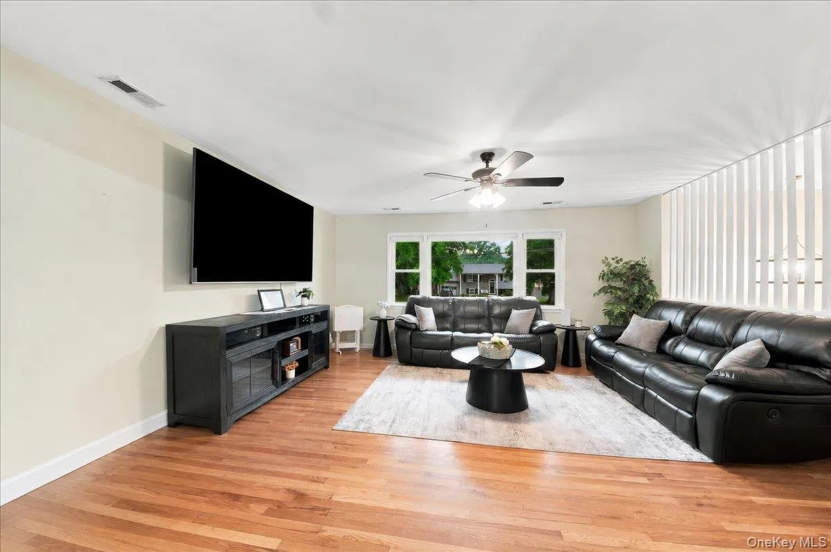 21 Dennis Road, Wappinger, NY, 4 Bedrooms Bedrooms, 9 Rooms Rooms,2 BathroomsBathrooms,Residential,For Rent,Dennis,0,1045818 21 Dennis Road, Wappinger, NY, 4 Bedrooms Bedrooms, 9 Rooms Rooms,2 BathroomsBathrooms,Residential,For Rent,Dennis,0,1045818