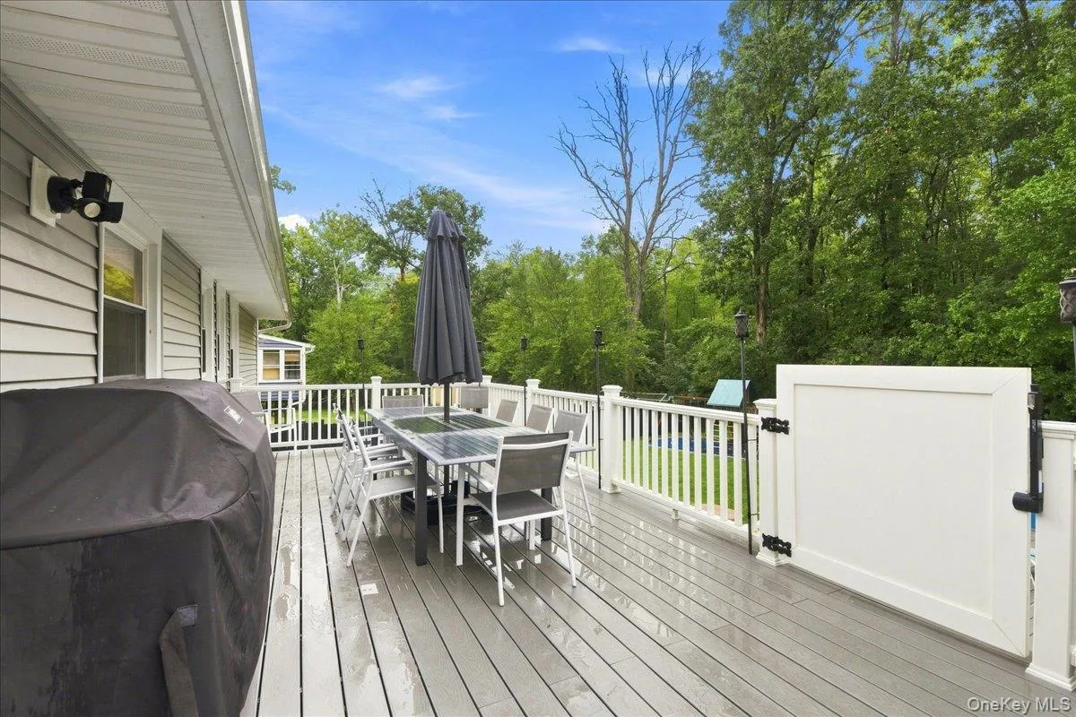 21 Dennis Road, Wappinger, NY, 4 Bedrooms Bedrooms, 9 Rooms Rooms,2 BathroomsBathrooms,Residential,For Rent,Dennis,0,1045818 21 Dennis Road, Wappinger, NY, 4 Bedrooms Bedrooms, 9 Rooms Rooms,2 BathroomsBathrooms,Residential,For Rent,Dennis,0,1045818