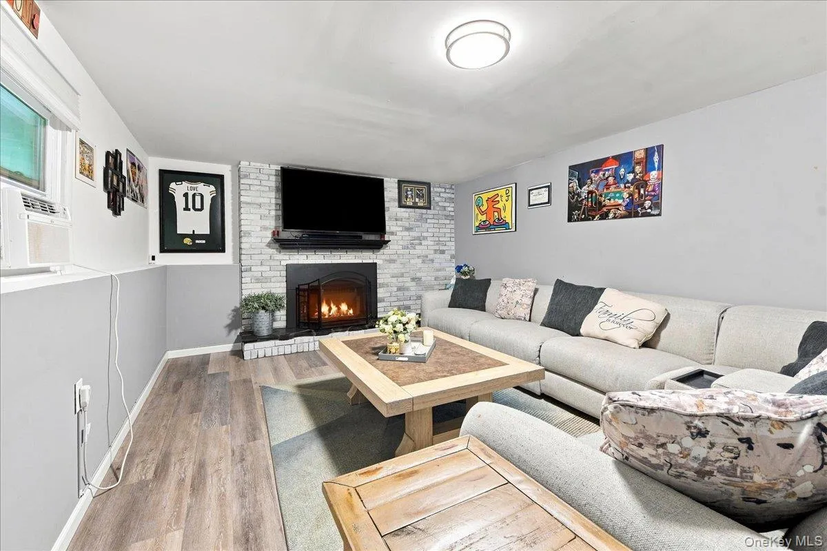 21 Dennis Road, Wappinger, NY, 4 Bedrooms Bedrooms, 9 Rooms Rooms,2 BathroomsBathrooms,Residential,For Rent,Dennis,0,1045818 21 Dennis Road, Wappinger, NY, 4 Bedrooms Bedrooms, 9 Rooms Rooms,2 BathroomsBathrooms,Residential,For Rent,Dennis,0,1045818