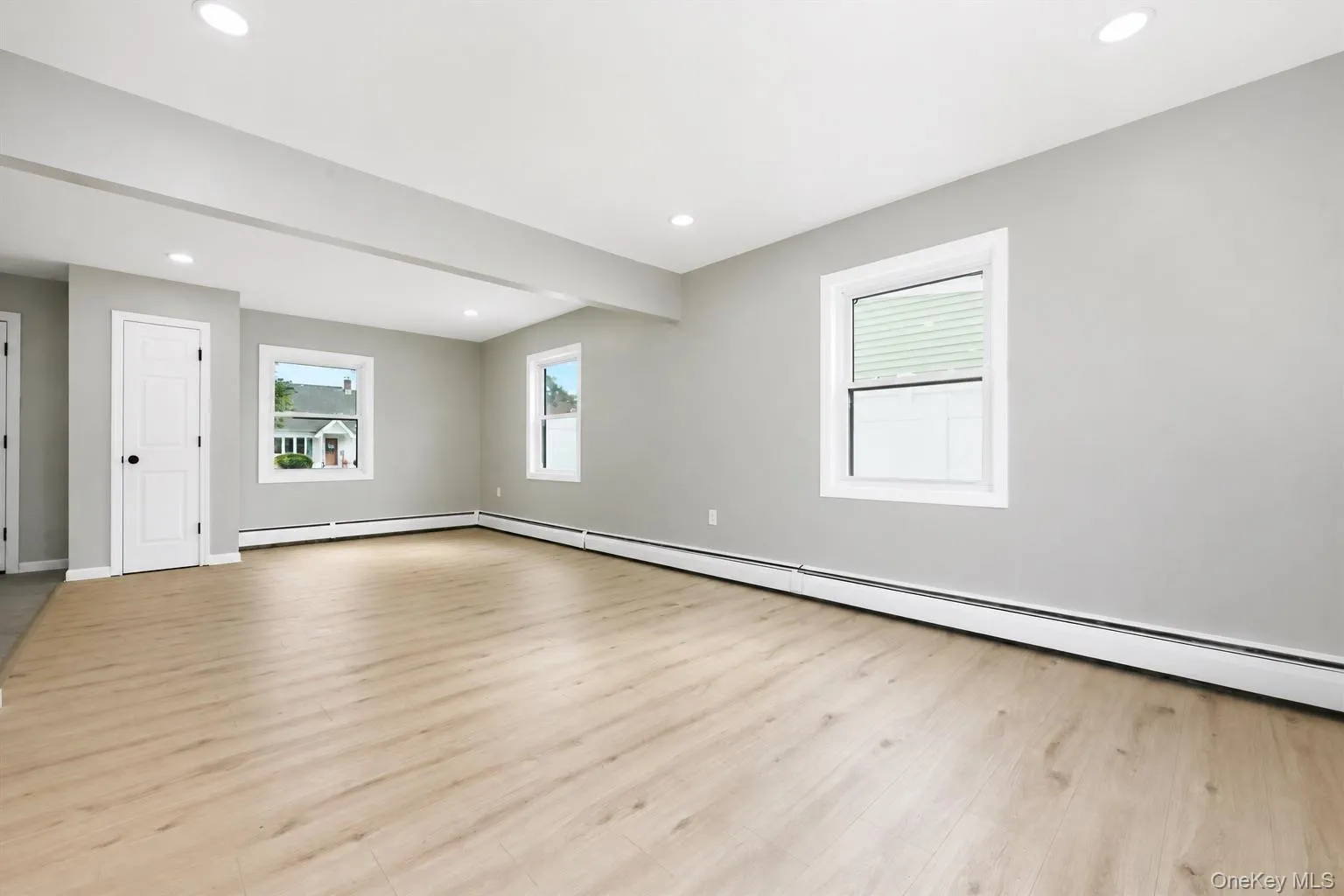 24 Crag Lane, Hempstead, NY, 5 Bedrooms Bedrooms, 8 Rooms Rooms,1 BathroomBathrooms,Residential Lease,For Rent,Crag,0,1045819 24 Crag Lane, Hempstead, NY, 5 Bedrooms Bedrooms, 8 Rooms Rooms,1 BathroomBathrooms,Residential Lease,For Rent,Crag,0,1045819