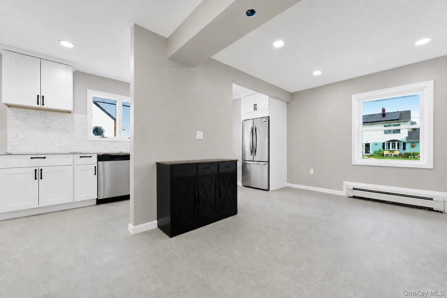 24 Crag Lane, Hempstead, NY, 5 Bedrooms Bedrooms, 8 Rooms Rooms,1 BathroomBathrooms,Residential Lease,For Rent,Crag,0,1045819 24 Crag Lane, Hempstead, NY, 5 Bedrooms Bedrooms, 8 Rooms Rooms,1 BathroomBathrooms,Residential Lease,For Rent,Crag,0,1045819
