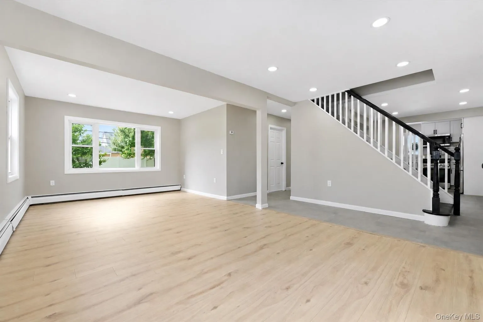 24 Crag Lane, Hempstead, NY, 5 Bedrooms Bedrooms, 8 Rooms Rooms,1 BathroomBathrooms,Residential Lease,For Rent,Crag,0,1045819 24 Crag Lane, Hempstead, NY, 5 Bedrooms Bedrooms, 8 Rooms Rooms,1 BathroomBathrooms,Residential Lease,For Rent,Crag,0,1045819