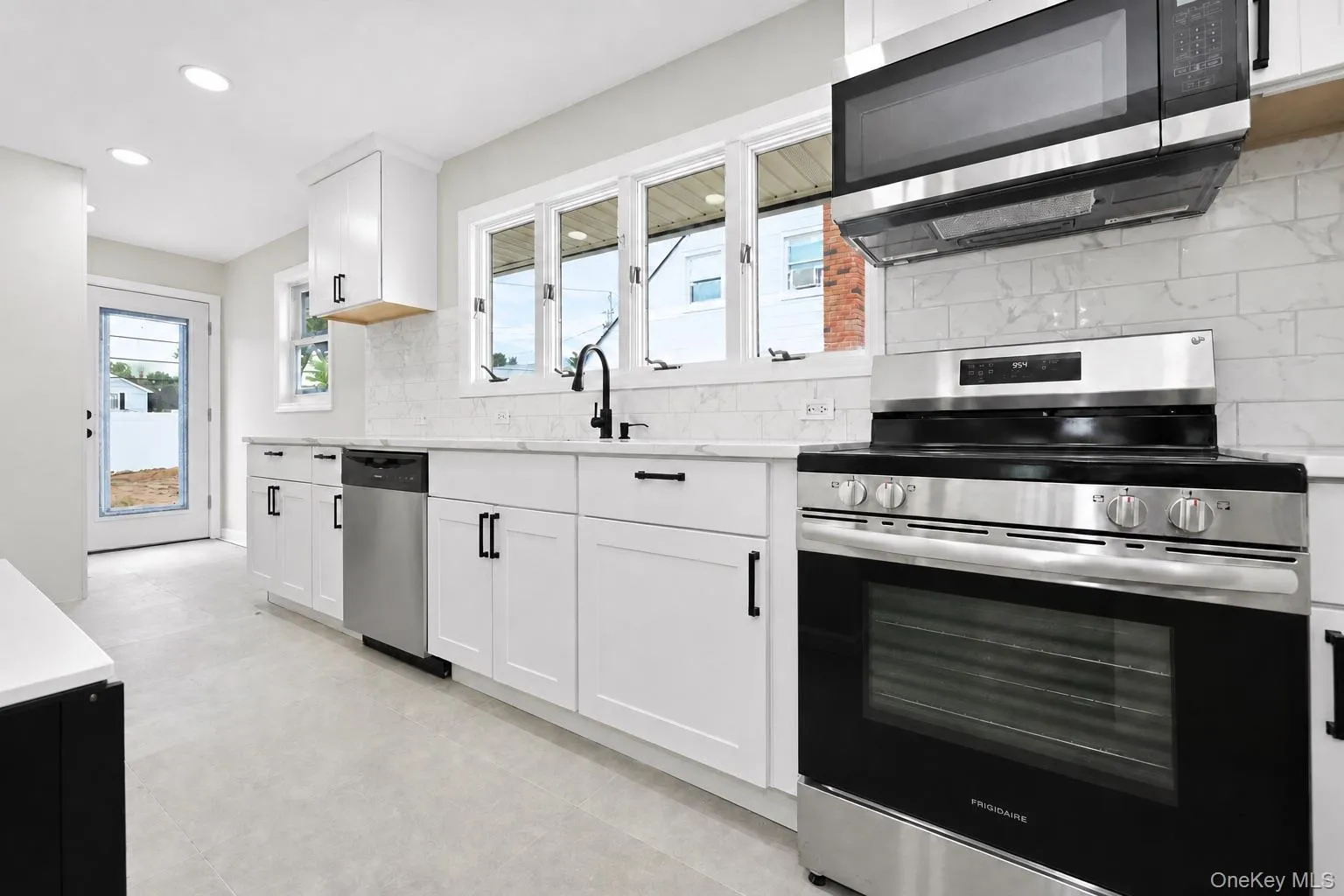 24 Crag Lane, Hempstead, NY, 5 Bedrooms Bedrooms, 8 Rooms Rooms,1 BathroomBathrooms,Residential Lease,For Rent,Crag,0,1045819 24 Crag Lane, Hempstead, NY, 5 Bedrooms Bedrooms, 8 Rooms Rooms,1 BathroomBathrooms,Residential Lease,For Rent,Crag,0,1045819