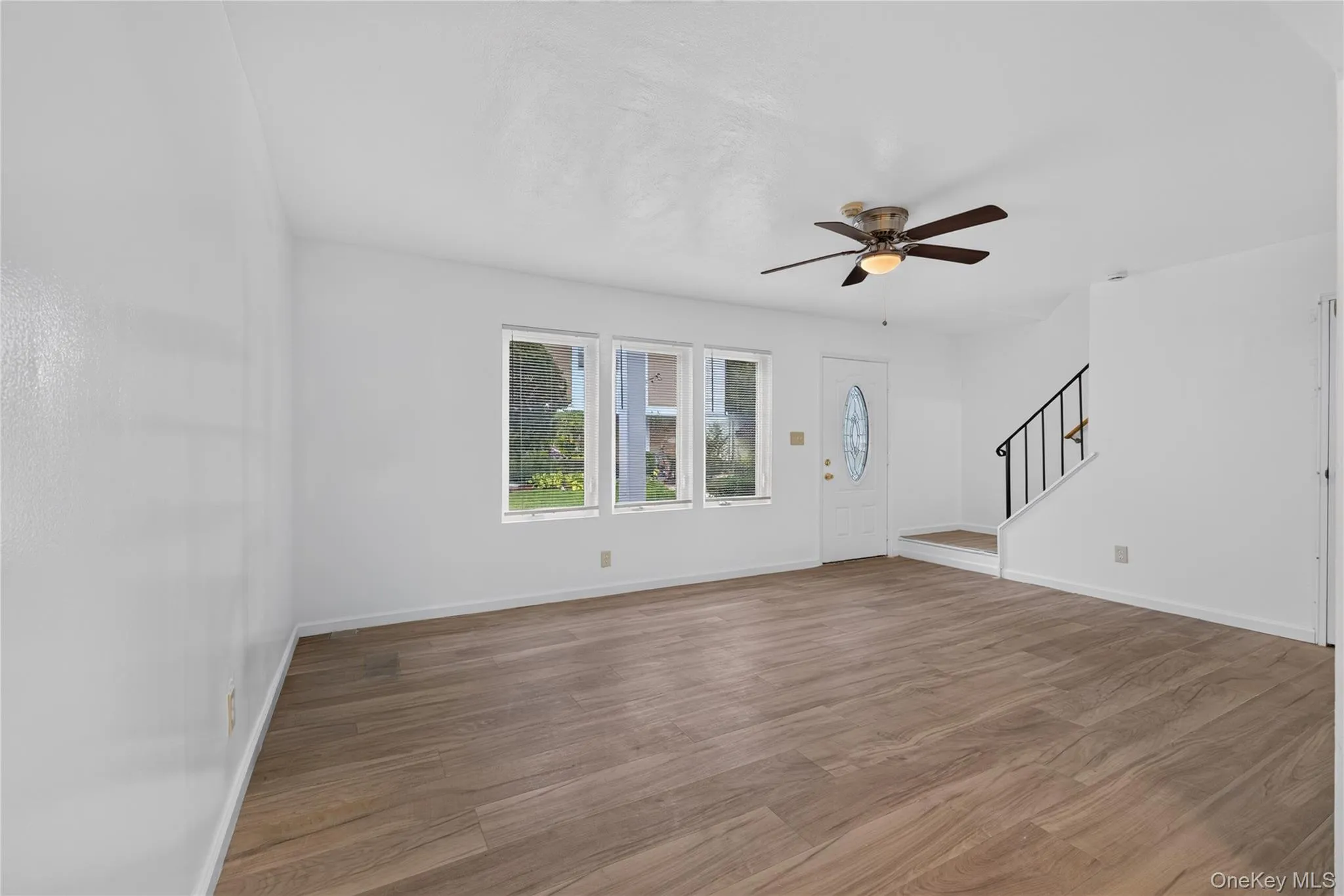 8 Valley Forge Court, Brookhaven, NY, 2 Bedrooms Bedrooms, 5 Rooms Rooms,1 BathroomBathrooms,Residential,For Rent,Valley Forge,0,1045822 8 Valley Forge Court, Brookhaven, NY, 2 Bedrooms Bedrooms, 5 Rooms Rooms,1 BathroomBathrooms,Residential,For Rent,Valley Forge,0,1045822