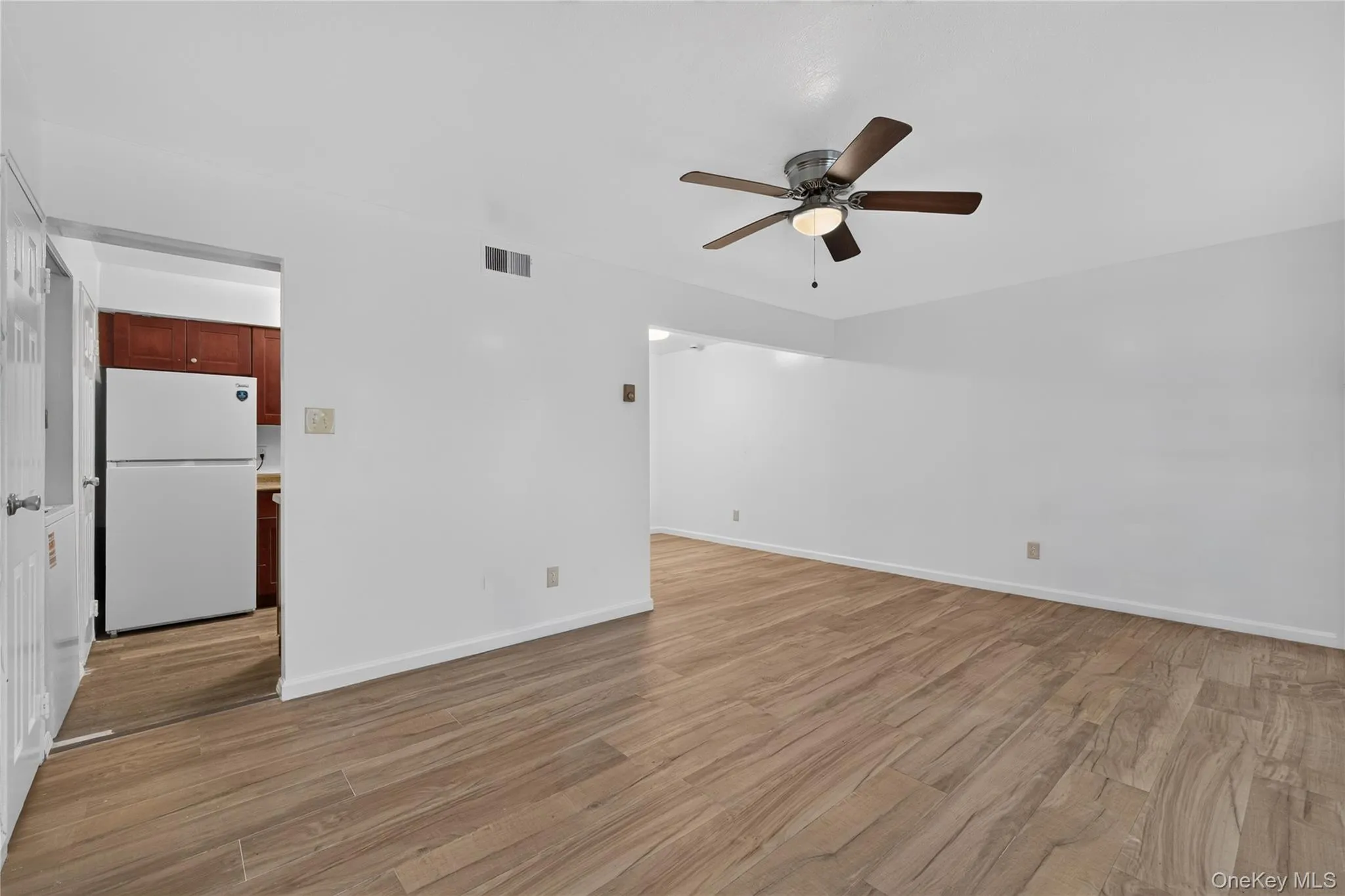 8 Valley Forge Court, Brookhaven, NY, 2 Bedrooms Bedrooms, 5 Rooms Rooms,1 BathroomBathrooms,Residential,For Rent,Valley Forge,0,1045822 8 Valley Forge Court, Brookhaven, NY, 2 Bedrooms Bedrooms, 5 Rooms Rooms,1 BathroomBathrooms,Residential,For Rent,Valley Forge,0,1045822
