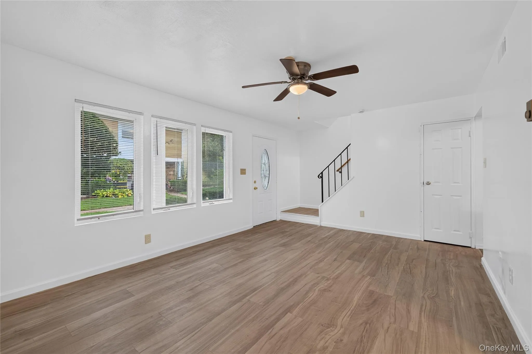 8 Valley Forge Court, Brookhaven, NY, 2 Bedrooms Bedrooms, 5 Rooms Rooms,1 BathroomBathrooms,Residential,For Rent,Valley Forge,0,1045822 8 Valley Forge Court, Brookhaven, NY, 2 Bedrooms Bedrooms, 5 Rooms Rooms,1 BathroomBathrooms,Residential,For Rent,Valley Forge,0,1045822