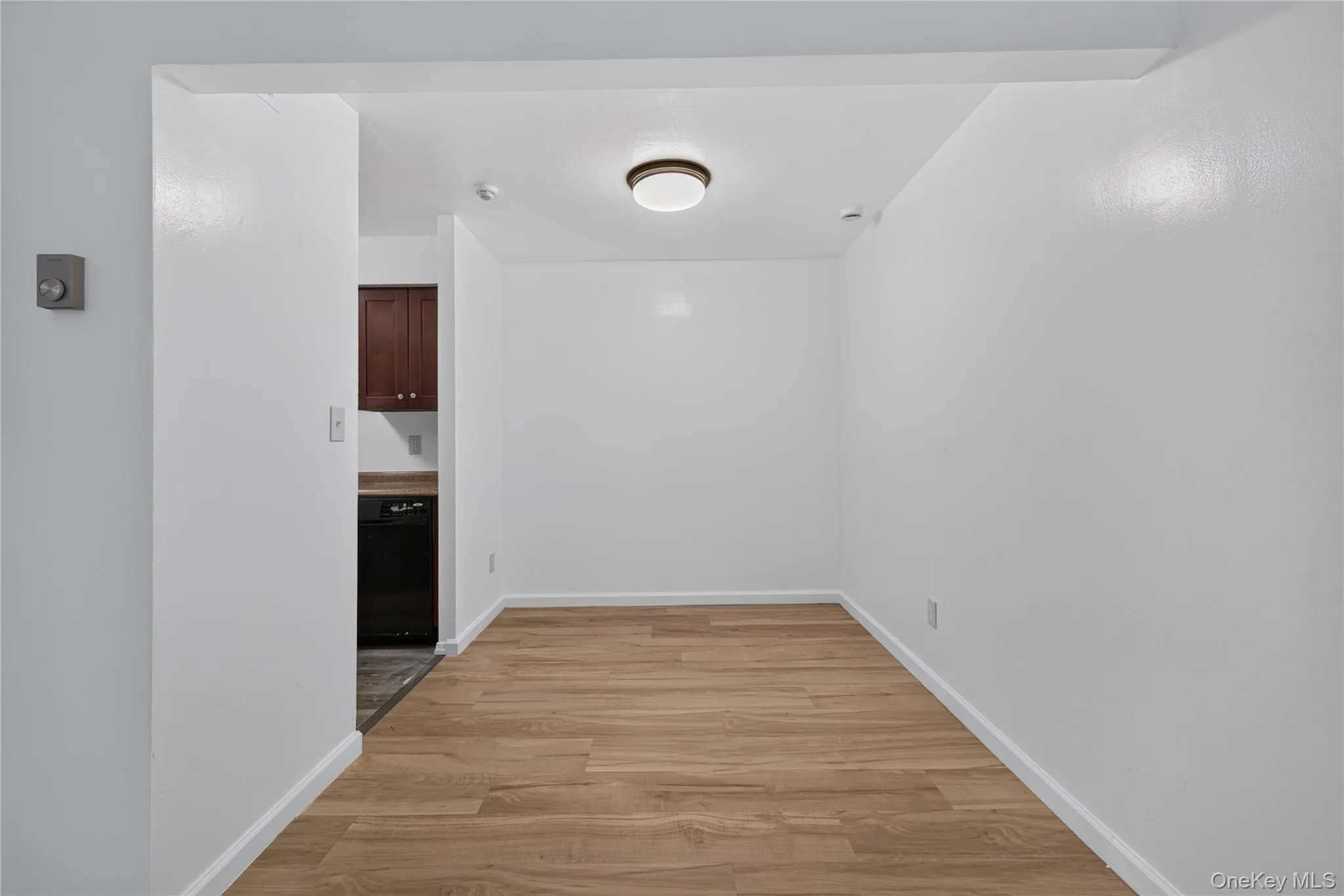 8 Valley Forge Court, Brookhaven, NY, 2 Bedrooms Bedrooms, 5 Rooms Rooms,1 BathroomBathrooms,Residential,For Rent,Valley Forge,0,1045822 8 Valley Forge Court, Brookhaven, NY, 2 Bedrooms Bedrooms, 5 Rooms Rooms,1 BathroomBathrooms,Residential,For Rent,Valley Forge,0,1045822