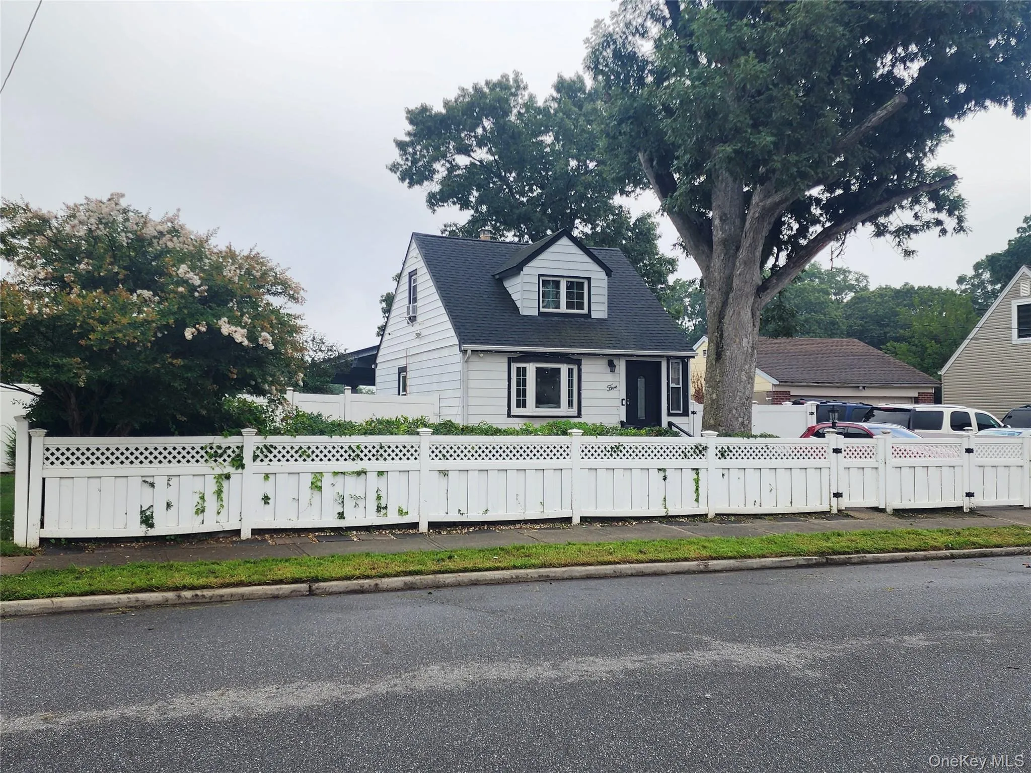 5 Konig Court, Hempstead, NY, 2 Bedrooms Bedrooms, 7 Rooms Rooms,2 BathroomsBathrooms,Residential,For Rent,Konig,0,1045823 5 Konig Court, Hempstead, NY, 2 Bedrooms Bedrooms, 7 Rooms Rooms,2 BathroomsBathrooms,Residential,For Rent,Konig,0,1045823