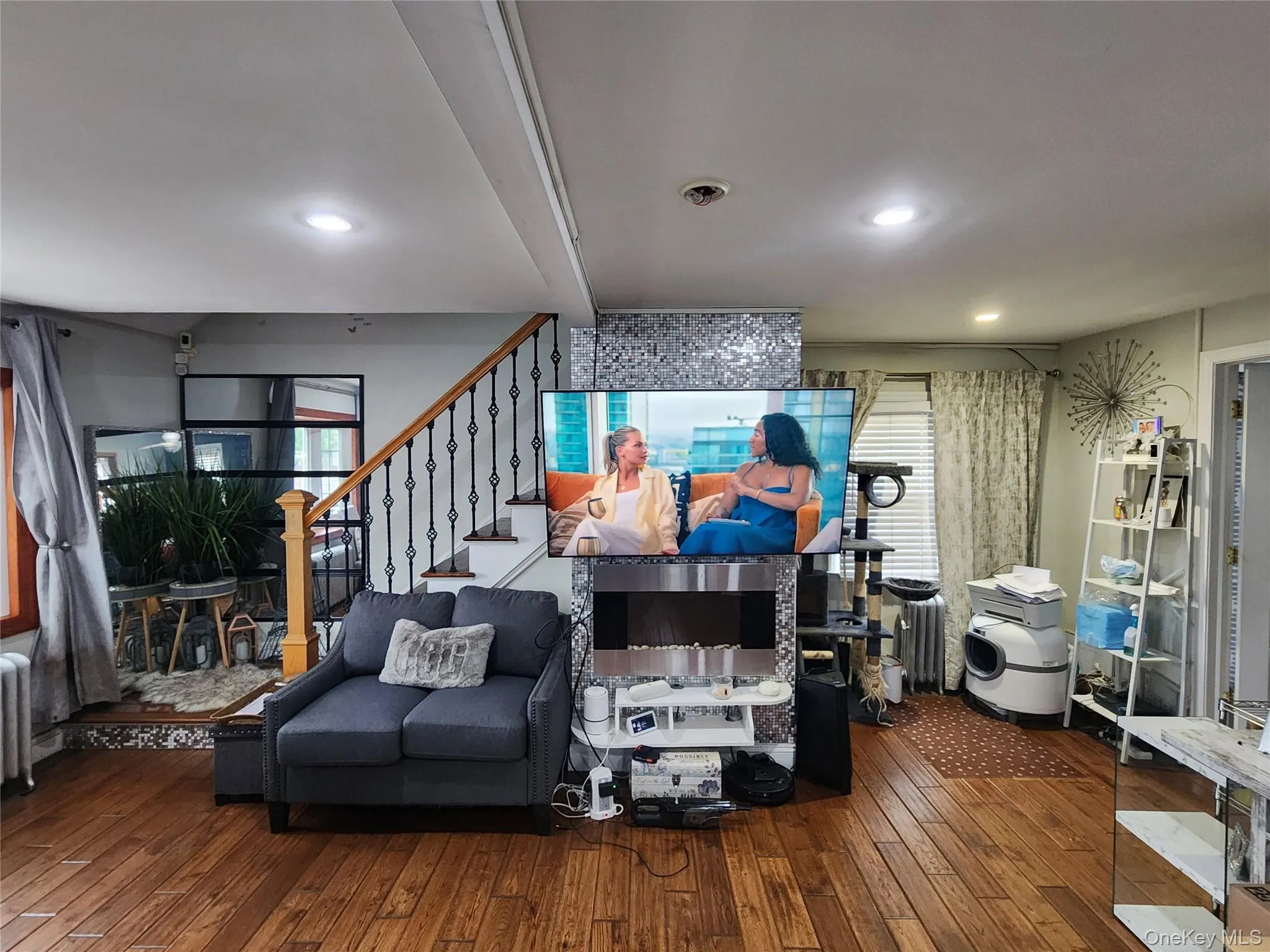 5 Konig Court, Hempstead, NY, 2 Bedrooms Bedrooms, 7 Rooms Rooms,2 BathroomsBathrooms,Residential,For Rent,Konig,0,1045823 5 Konig Court, Hempstead, NY, 2 Bedrooms Bedrooms, 7 Rooms Rooms,2 BathroomsBathrooms,Residential,For Rent,Konig,0,1045823