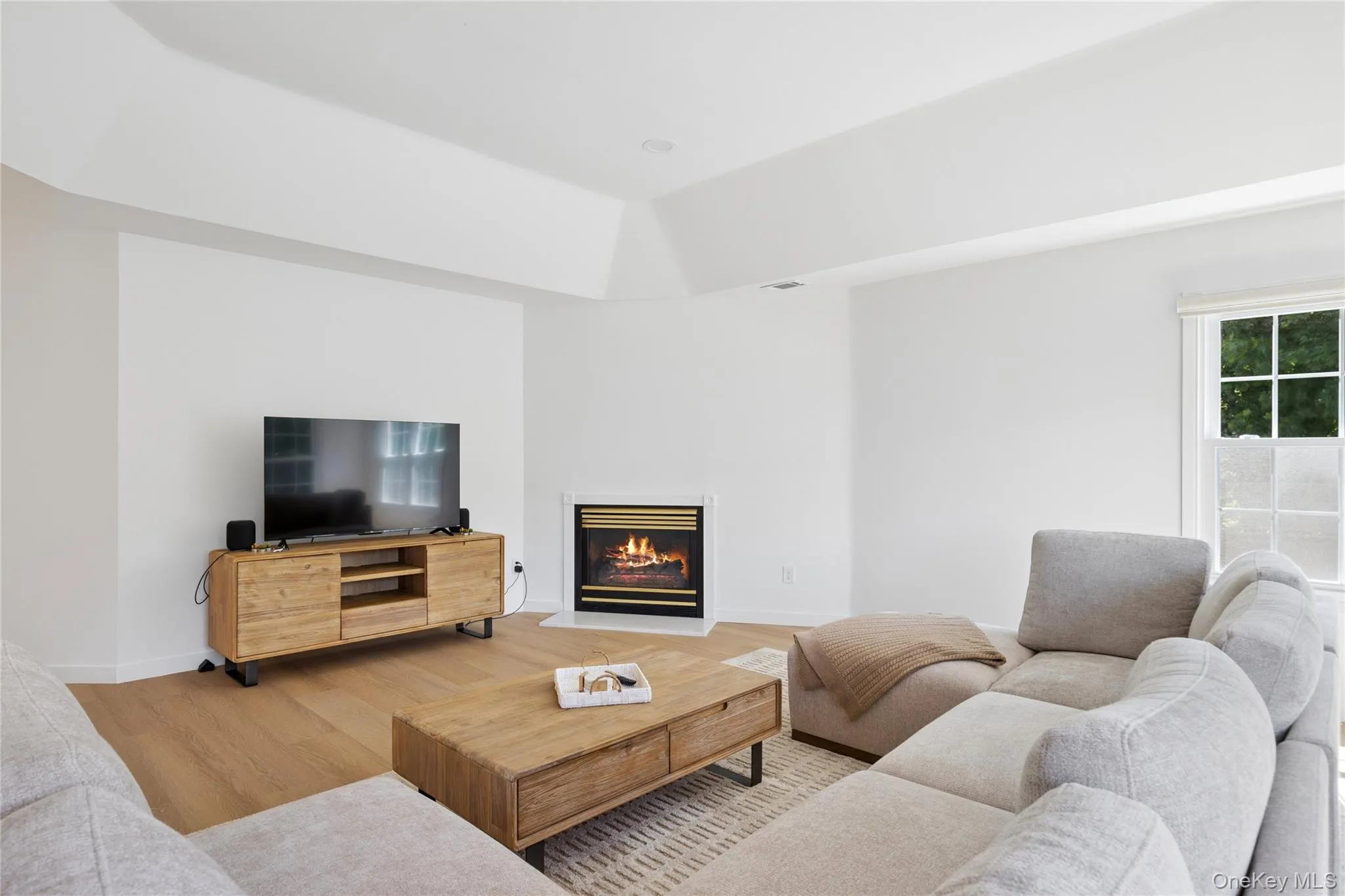 79 Lakebridge Drive, Smithtown, NY, 2 Bedrooms Bedrooms, 5 Rooms Rooms,2 BathroomsBathrooms,Residential,For Rent,Lakebridge,0,1045827 79 Lakebridge Drive, Smithtown, NY, 2 Bedrooms Bedrooms, 5 Rooms Rooms,2 BathroomsBathrooms,Residential,For Rent,Lakebridge,0,1045827