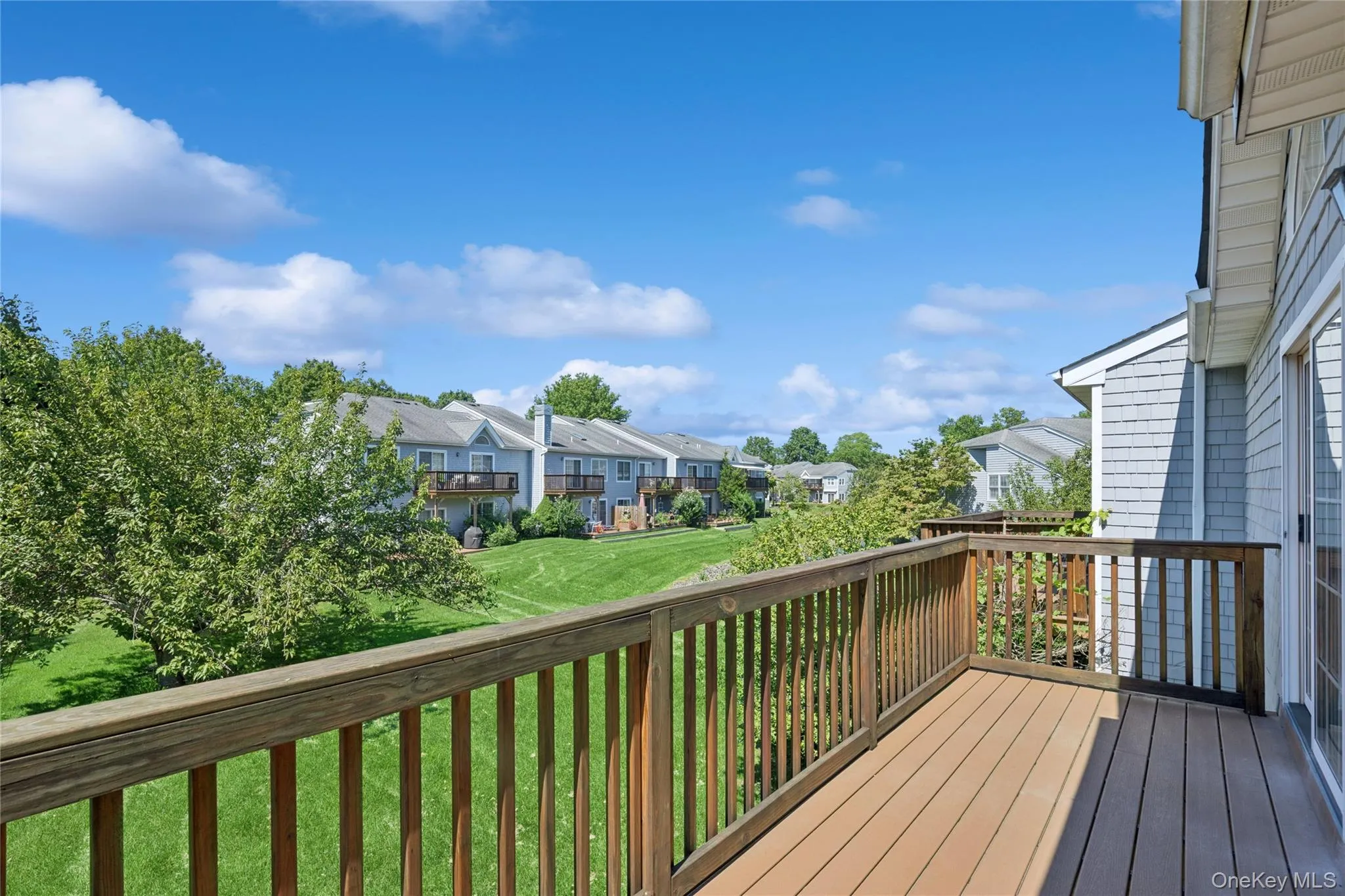 79 Lakebridge Drive, Smithtown, NY, 2 Bedrooms Bedrooms, 5 Rooms Rooms,2 BathroomsBathrooms,Residential,For Rent,Lakebridge,0,1045827 79 Lakebridge Drive, Smithtown, NY, 2 Bedrooms Bedrooms, 5 Rooms Rooms,2 BathroomsBathrooms,Residential,For Rent,Lakebridge,0,1045827