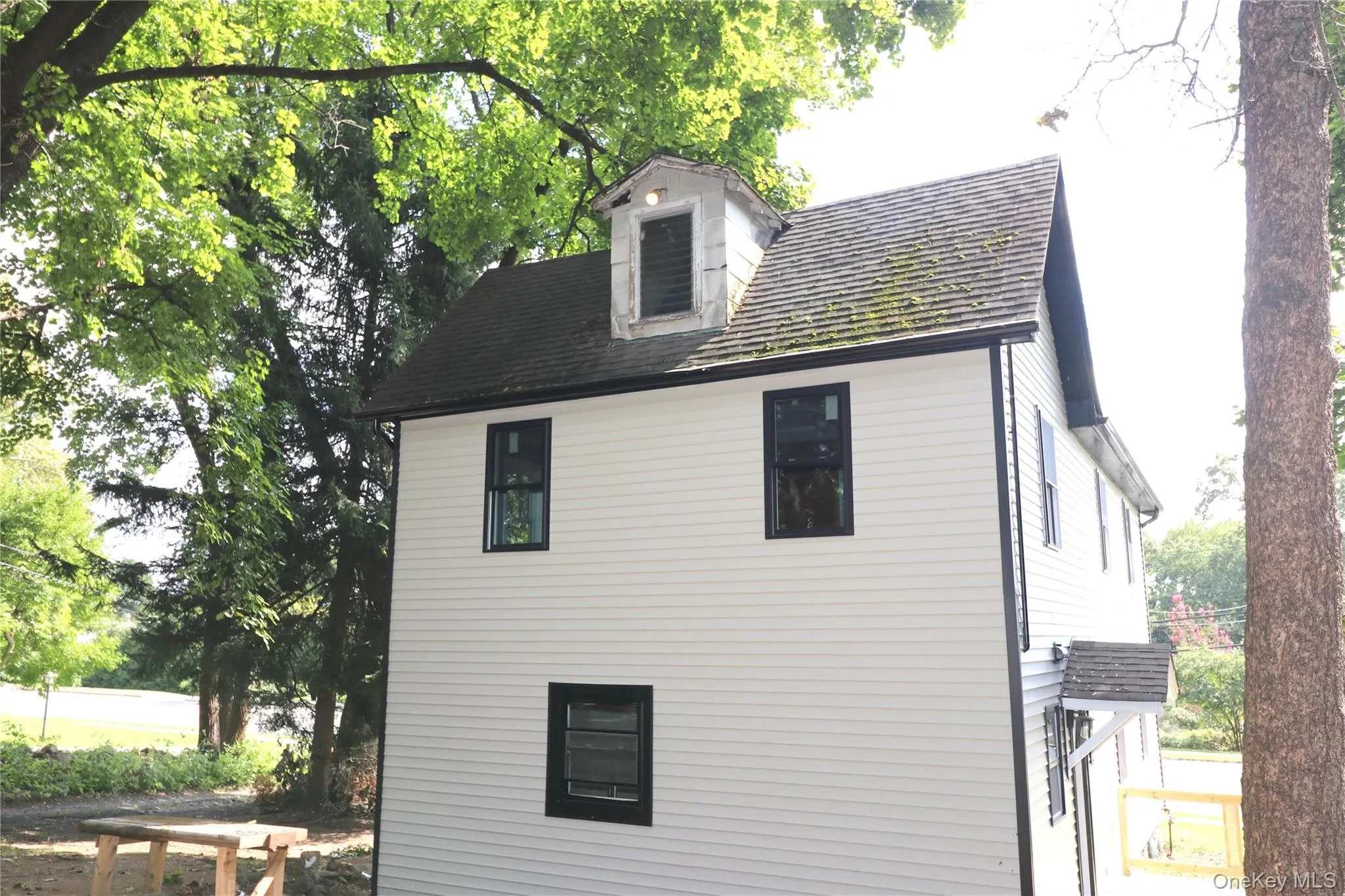 375 Route 304, Clarkstown, NY, 4 Bedrooms Bedrooms, 8 Rooms Rooms,2 BathroomsBathrooms,Residential Lease,For Rent,Route 304,0,1045831 375 Route 304, Clarkstown, NY, 4 Bedrooms Bedrooms, 8 Rooms Rooms,2 BathroomsBathrooms,Residential Lease,For Rent,Route 304,0,1045831