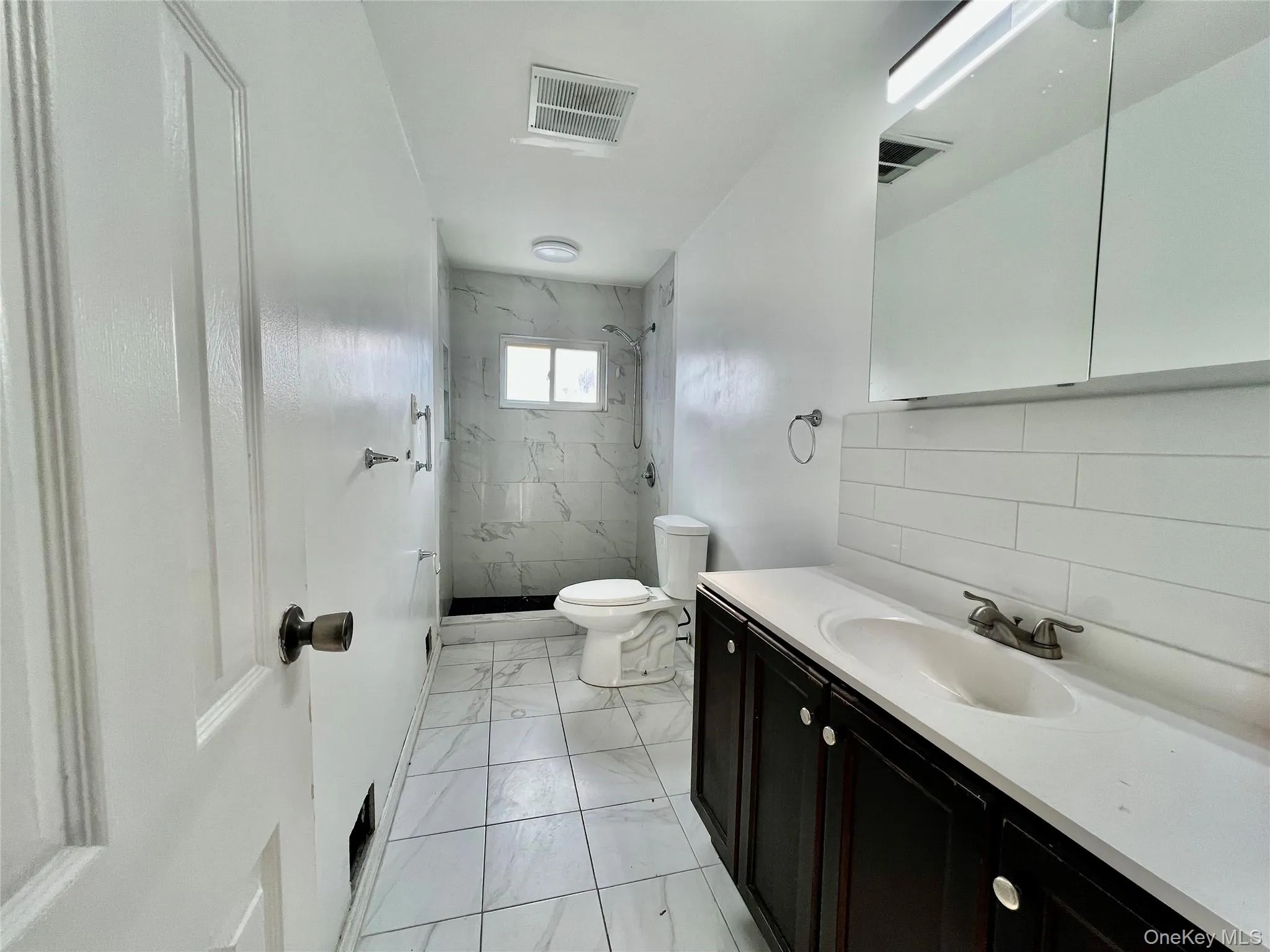85-11 164th Avenue, New York, NY, 5 Bedrooms Bedrooms, 10 Rooms Rooms,3 BathroomsBathrooms,Residential,For Rent,164th,0,1045832 85-11 164th Avenue, New York, NY, 5 Bedrooms Bedrooms, 10 Rooms Rooms,3 BathroomsBathrooms,Residential,For Rent,164th,0,1045832