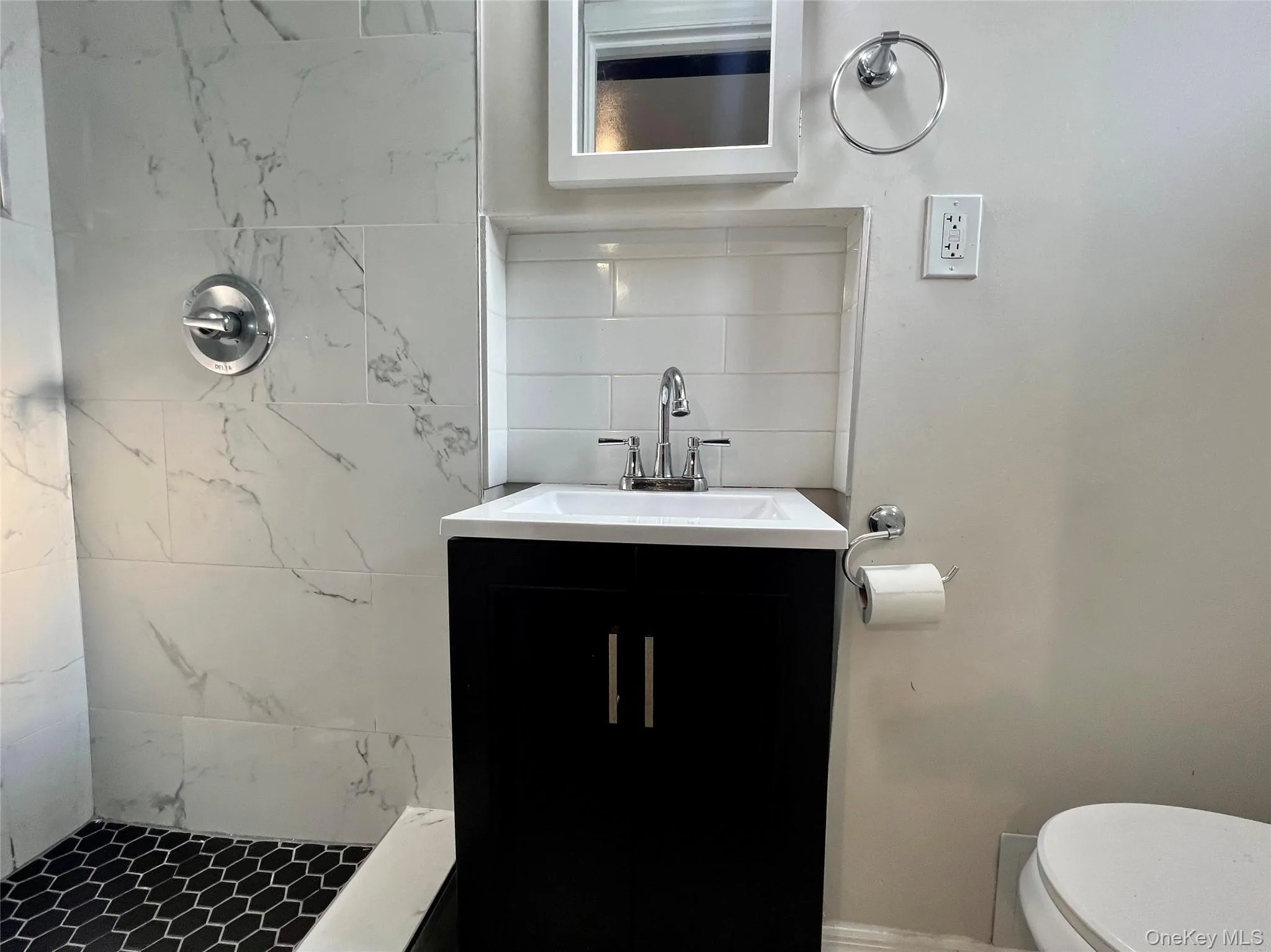 85-11 164th Avenue, New York, NY, 5 Bedrooms Bedrooms, 10 Rooms Rooms,3 BathroomsBathrooms,Residential,For Rent,164th,0,1045832 85-11 164th Avenue, New York, NY, 5 Bedrooms Bedrooms, 10 Rooms Rooms,3 BathroomsBathrooms,Residential,For Rent,164th,0,1045832