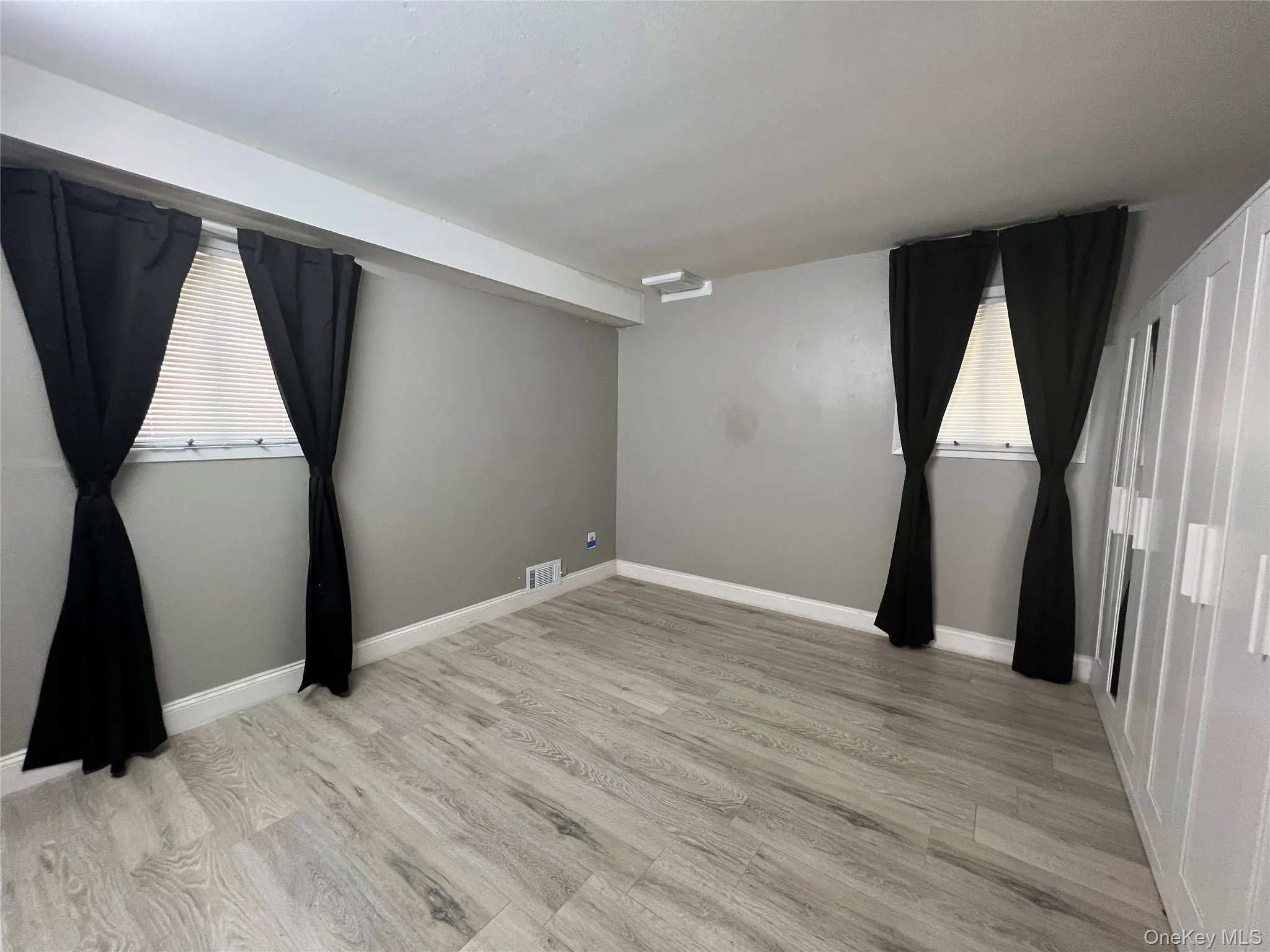 85-11 164th Avenue, New York, NY, 5 Bedrooms Bedrooms, 10 Rooms Rooms,3 BathroomsBathrooms,Residential,For Rent,164th,0,1045832 85-11 164th Avenue, New York, NY, 5 Bedrooms Bedrooms, 10 Rooms Rooms,3 BathroomsBathrooms,Residential,For Rent,164th,0,1045832
