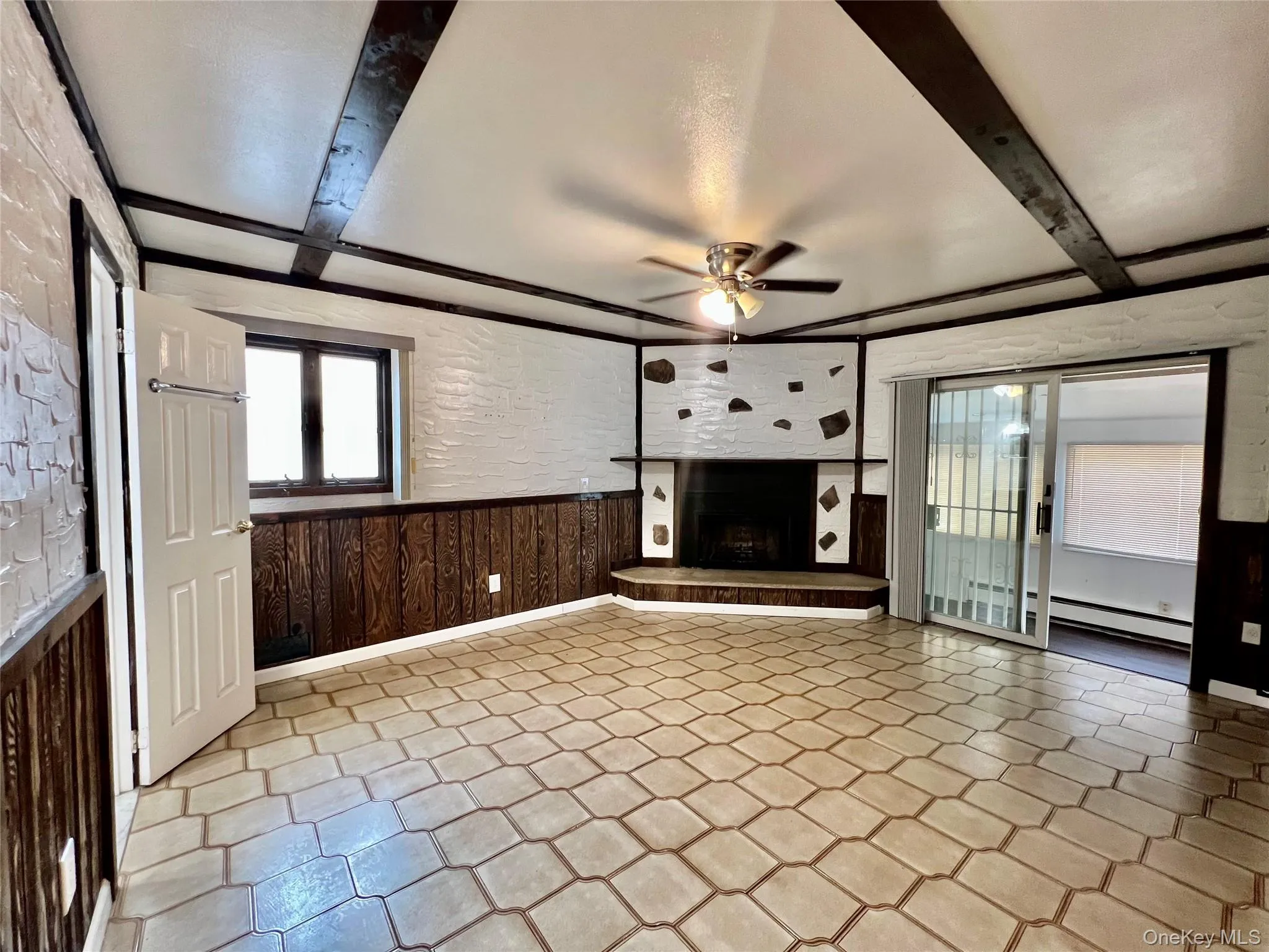85-11 164th Avenue, New York, NY, 5 Bedrooms Bedrooms, 10 Rooms Rooms,3 BathroomsBathrooms,Residential,For Rent,164th,0,1045832 85-11 164th Avenue, New York, NY, 5 Bedrooms Bedrooms, 10 Rooms Rooms,3 BathroomsBathrooms,Residential,For Rent,164th,0,1045832