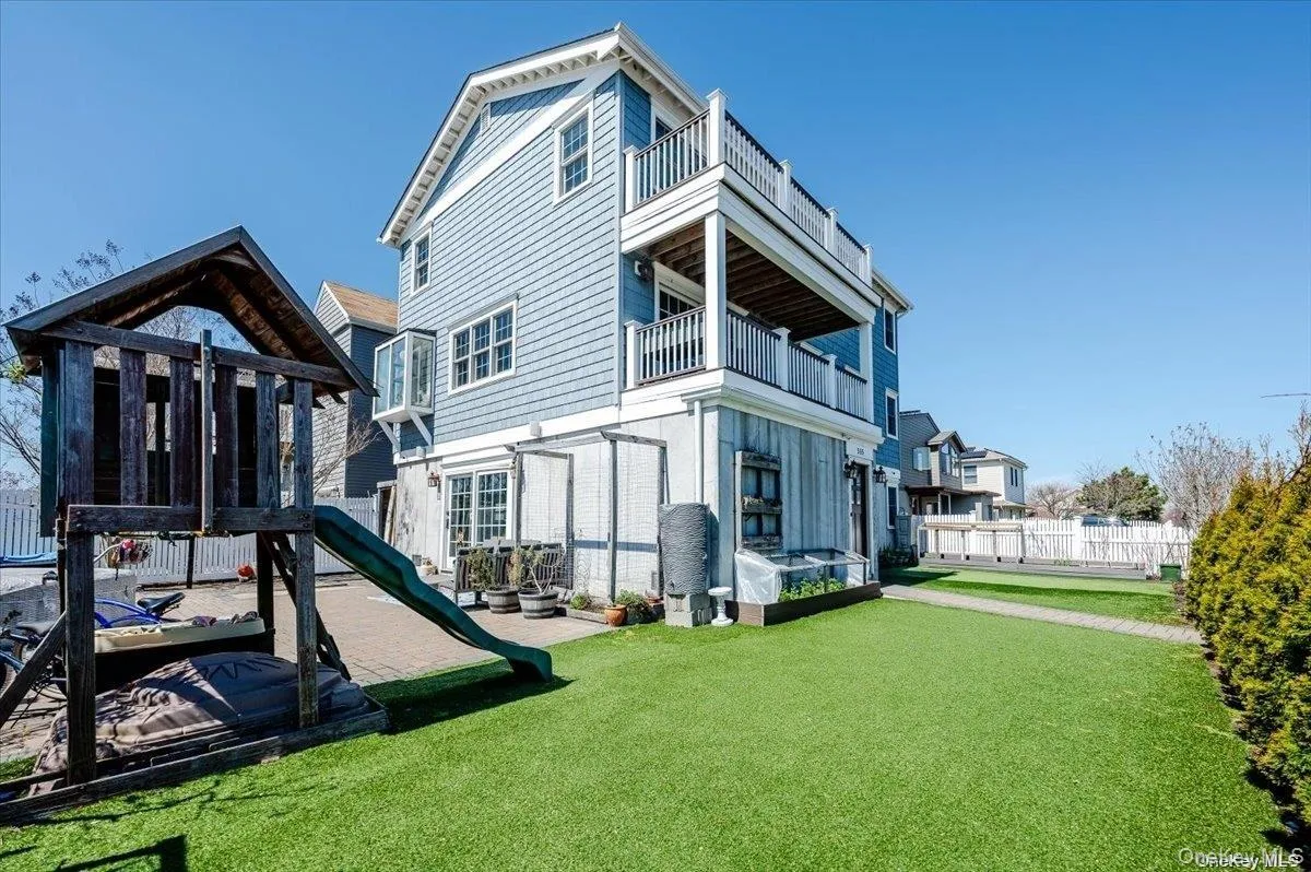 555 Franklin Boulevard, Long Beach, NY, 4 Bedrooms Bedrooms, 8 Rooms Rooms,2 BathroomsBathrooms,Residential Lease,For Rent,Franklin,0,1045835 555 Franklin Boulevard, Long Beach, NY, 4 Bedrooms Bedrooms, 8 Rooms Rooms,2 BathroomsBathrooms,Residential Lease,For Rent,Franklin,0,1045835