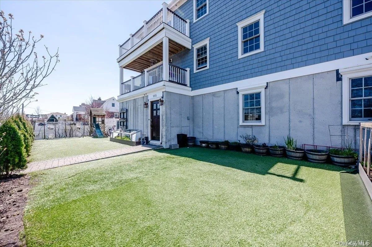 555 Franklin Boulevard, Long Beach, NY, 4 Bedrooms Bedrooms, 8 Rooms Rooms,2 BathroomsBathrooms,Residential Lease,For Rent,Franklin,0,1045835 555 Franklin Boulevard, Long Beach, NY, 4 Bedrooms Bedrooms, 8 Rooms Rooms,2 BathroomsBathrooms,Residential Lease,For Rent,Franklin,0,1045835