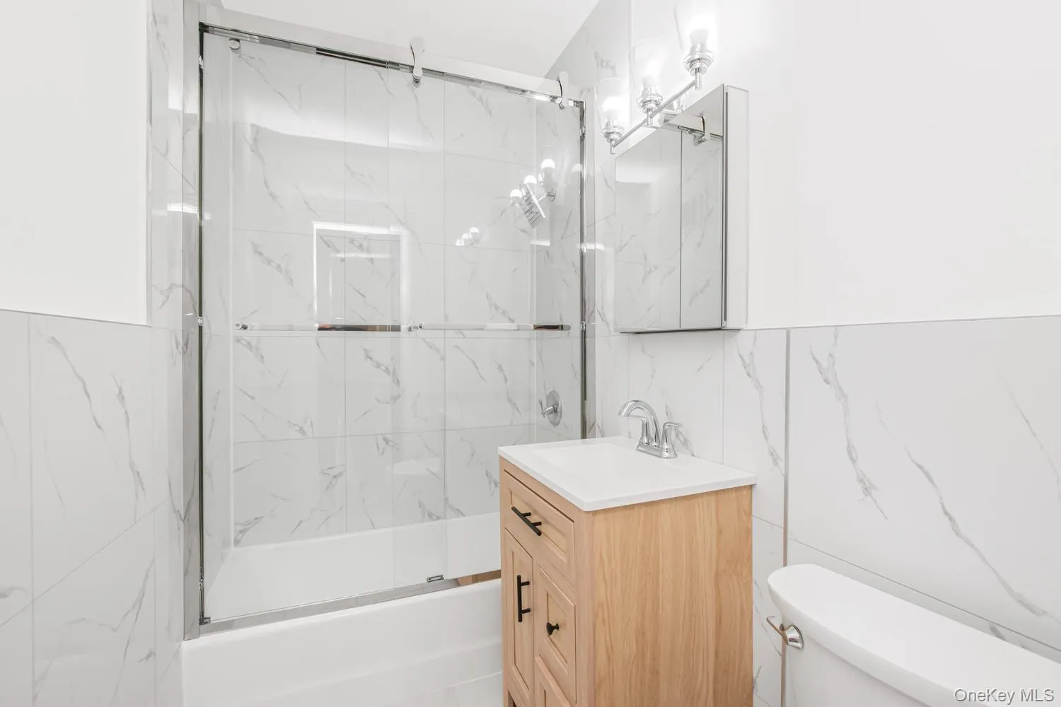 427 Taylor Avenue, New York, NY, 4 Bedrooms Bedrooms, 6 Rooms Rooms,2 BathroomsBathrooms,Residential,For Rent,Taylor,0,1045836 427 Taylor Avenue, New York, NY, 4 Bedrooms Bedrooms, 6 Rooms Rooms,2 BathroomsBathrooms,Residential,For Rent,Taylor,0,1045836
