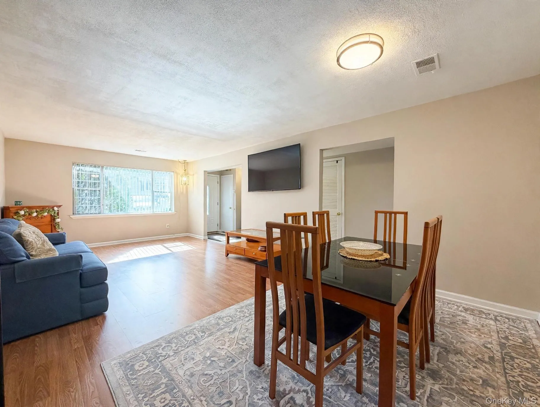 276 Temple Hill Road, New Windsor, NY, 3 Bedrooms Bedrooms, 6 Rooms Rooms,1 BathroomBathrooms,Residential,For Rent,Temple Hill,0,1045841 276 Temple Hill Road, New Windsor, NY, 3 Bedrooms Bedrooms, 6 Rooms Rooms,1 BathroomBathrooms,Residential,For Rent,Temple Hill,0,1045841