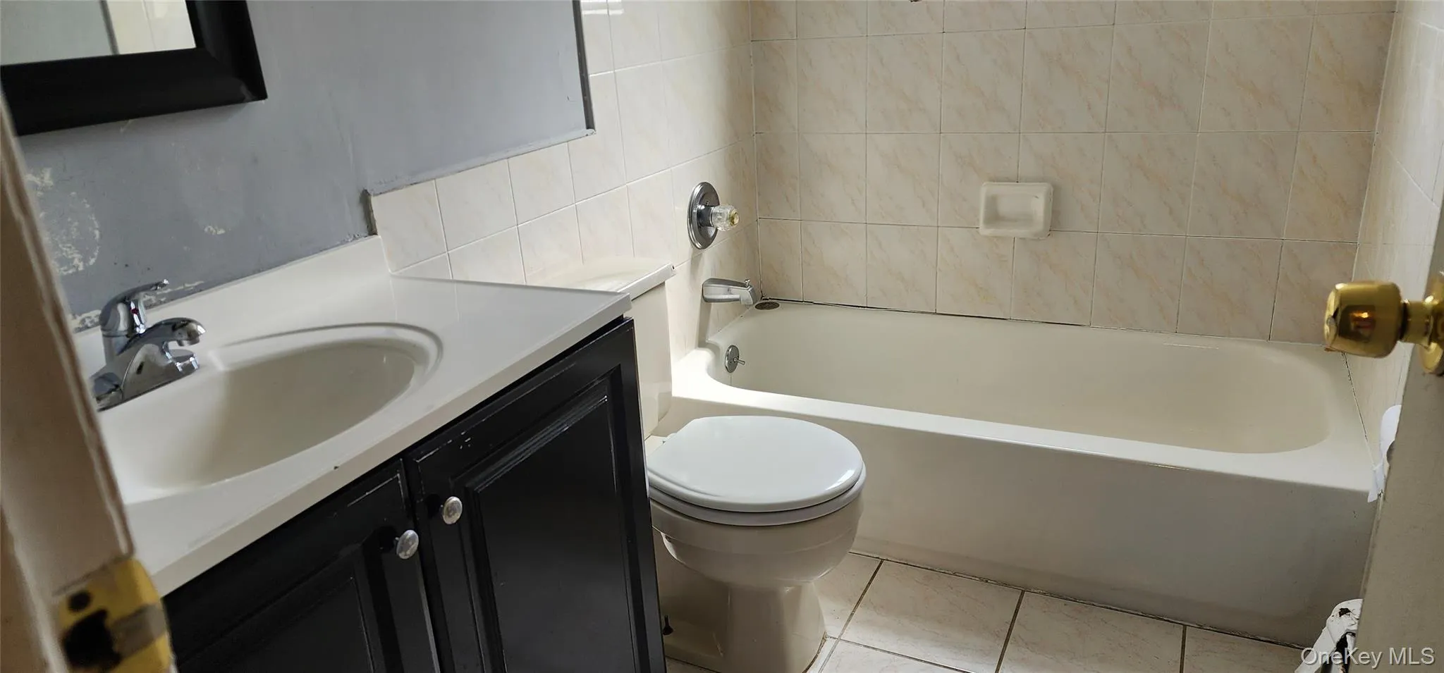 79 Hemlock Drive, Brookhaven, NY, 3 Bedrooms Bedrooms, 5 Rooms Rooms,1 BathroomBathrooms,Residential Lease,For Rent,Hemlock,0,1045843 79 Hemlock Drive, Brookhaven, NY, 3 Bedrooms Bedrooms, 5 Rooms Rooms,1 BathroomBathrooms,Residential Lease,For Rent,Hemlock,0,1045843