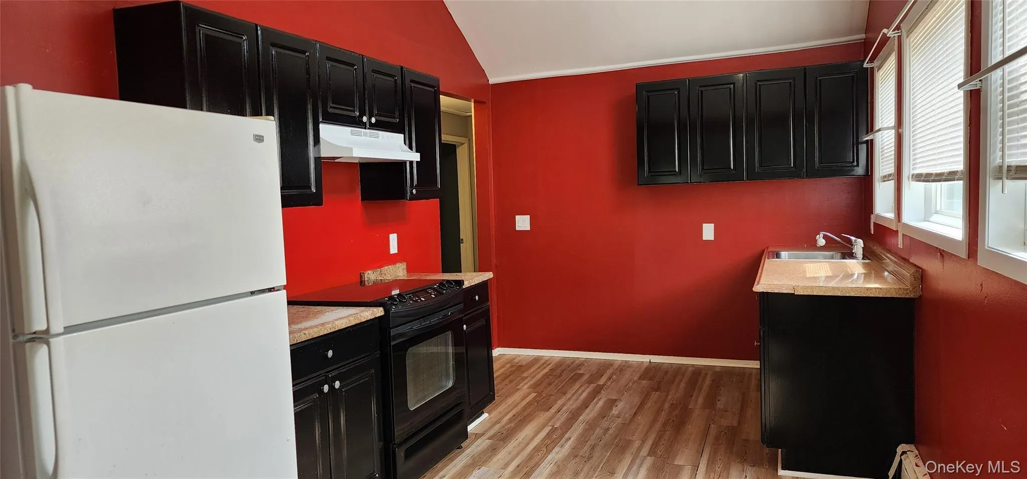 79 Hemlock Drive, Brookhaven, NY, 3 Bedrooms Bedrooms, 5 Rooms Rooms,1 BathroomBathrooms,Residential Lease,For Rent,Hemlock,0,1045843 79 Hemlock Drive, Brookhaven, NY, 3 Bedrooms Bedrooms, 5 Rooms Rooms,1 BathroomBathrooms,Residential Lease,For Rent,Hemlock,0,1045843