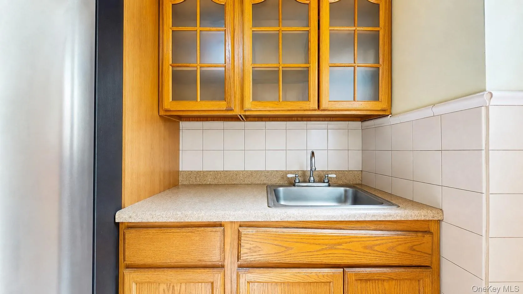 144-15 78th Road, New York, NY, 2 Bedrooms Bedrooms, 5 Rooms Rooms,1 BathroomBathrooms,Residential,For Rent,78th,0,1045845 144-15 78th Road, New York, NY, 2 Bedrooms Bedrooms, 5 Rooms Rooms,1 BathroomBathrooms,Residential,For Rent,78th,0,1045845