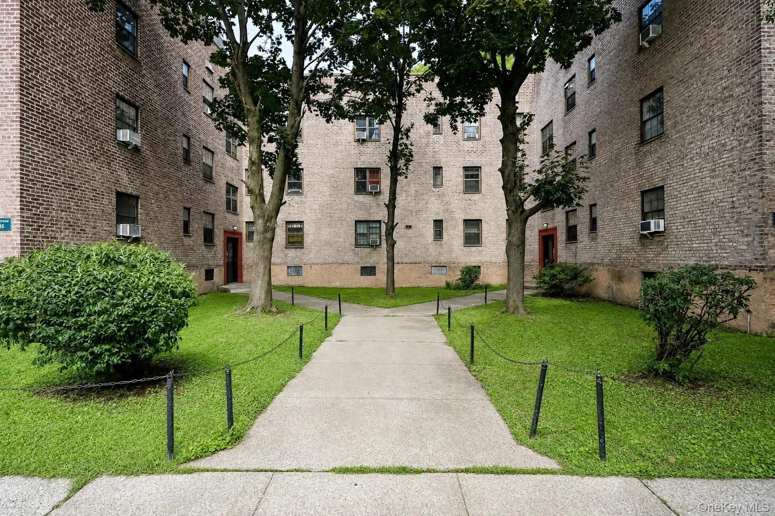 144-15 78th Road, New York, NY, 2 Bedrooms Bedrooms, 5 Rooms Rooms,1 BathroomBathrooms,Residential,For Rent,78th,0,1045845 144-15 78th Road, New York, NY, 2 Bedrooms Bedrooms, 5 Rooms Rooms,1 BathroomBathrooms,Residential,For Rent,78th,0,1045845