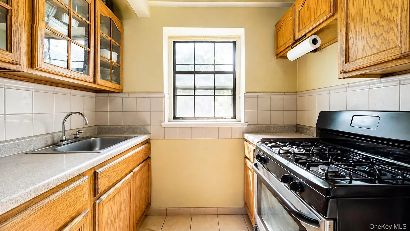 144-15 78th Road, New York, NY, 2 Bedrooms Bedrooms, 5 Rooms Rooms,1 BathroomBathrooms,Residential,For Rent,78th,0,1045845 144-15 78th Road, New York, NY, 2 Bedrooms Bedrooms, 5 Rooms Rooms,1 BathroomBathrooms,Residential,For Rent,78th,0,1045845