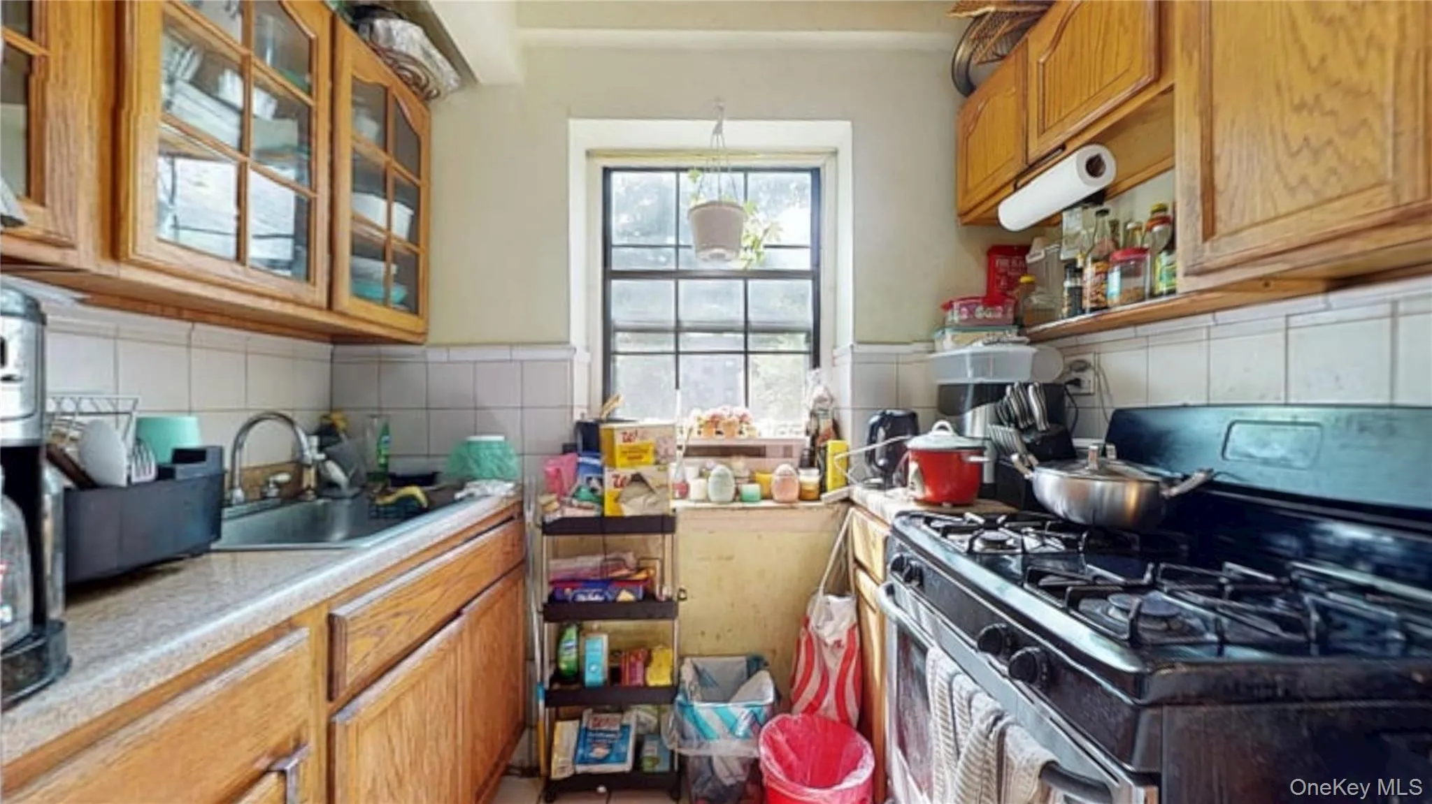 144-15 78th Road, New York, NY, 2 Bedrooms Bedrooms, 5 Rooms Rooms,1 BathroomBathrooms,Residential,For Rent,78th,0,1045845 144-15 78th Road, New York, NY, 2 Bedrooms Bedrooms, 5 Rooms Rooms,1 BathroomBathrooms,Residential,For Rent,78th,0,1045845
