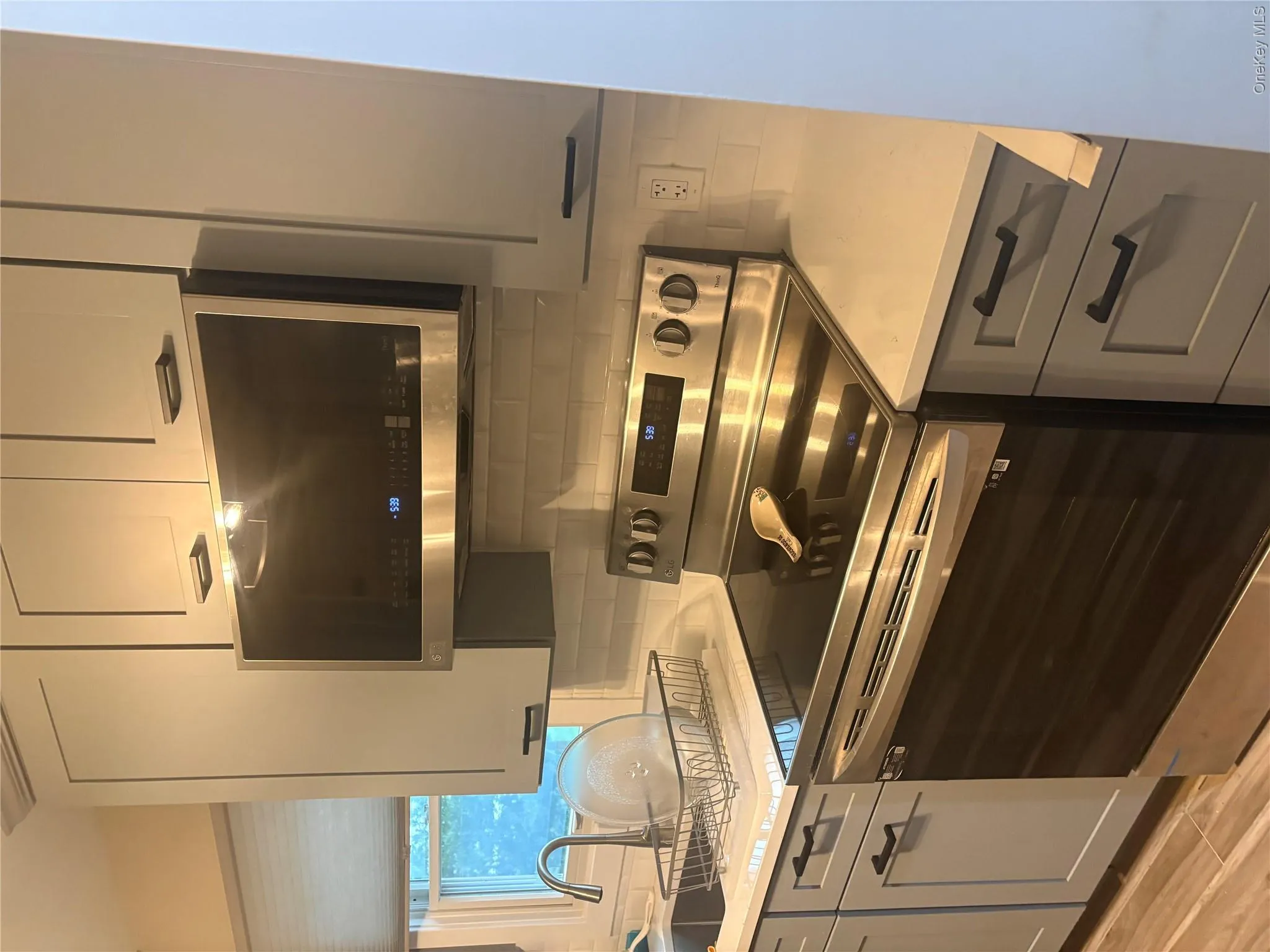 18 Robin Hill Drive, La Grange, NY, 3 Bedrooms Bedrooms, 8 Rooms Rooms,2 BathroomsBathrooms,Residential Lease,For Rent,Robin Hill,0,1045846 18 Robin Hill Drive, La Grange, NY, 3 Bedrooms Bedrooms, 8 Rooms Rooms,2 BathroomsBathrooms,Residential Lease,For Rent,Robin Hill,0,1045846