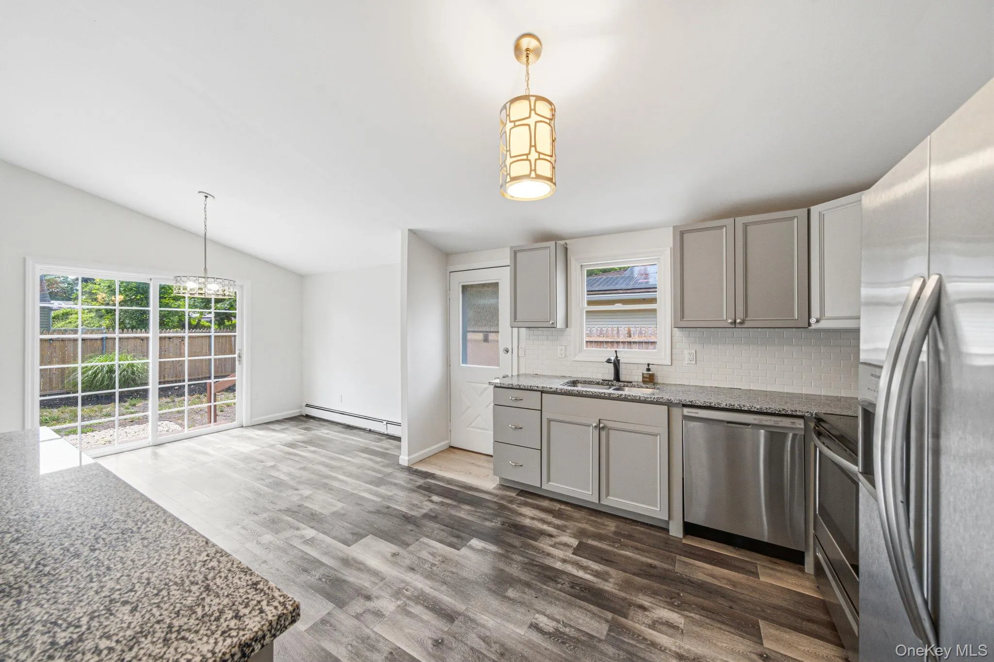 28 Ashwood Drive, Brookhaven, NY, 3 Bedrooms Bedrooms, 5 Rooms Rooms,1 BathroomBathrooms,Residential,For Rent,Ashwood,0,1045852 28 Ashwood Drive, Brookhaven, NY, 3 Bedrooms Bedrooms, 5 Rooms Rooms,1 BathroomBathrooms,Residential,For Rent,Ashwood,0,1045852