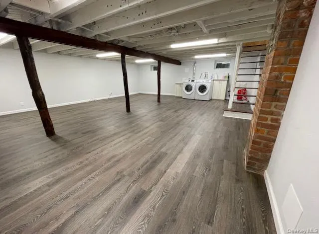 39 hillside Avenue, Oyster Bay, NY, 2 Bedrooms Bedrooms, 4 Rooms Rooms,1 BathroomBathrooms,Residential Lease,For Rent,hillside,0,1045854 39 hillside Avenue, Oyster Bay, NY, 2 Bedrooms Bedrooms, 4 Rooms Rooms,1 BathroomBathrooms,Residential Lease,For Rent,hillside,0,1045854