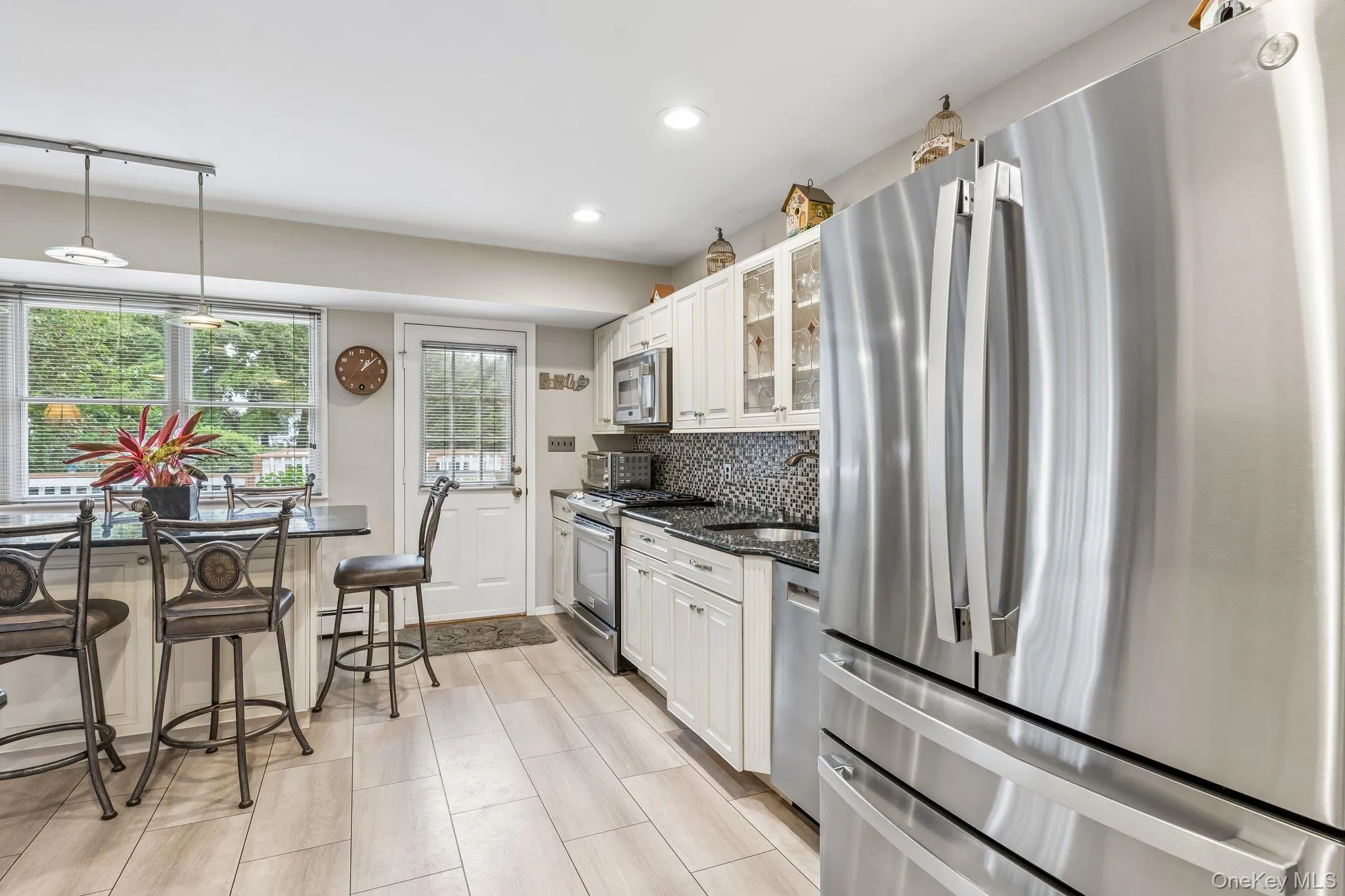 302 Maple Avenue, Brookhaven, NY, 4 Bedrooms Bedrooms, 7 Rooms Rooms,2 BathroomsBathrooms,Residential,For Rent,Maple,0,1045857 302 Maple Avenue, Brookhaven, NY, 4 Bedrooms Bedrooms, 7 Rooms Rooms,2 BathroomsBathrooms,Residential,For Rent,Maple,0,1045857