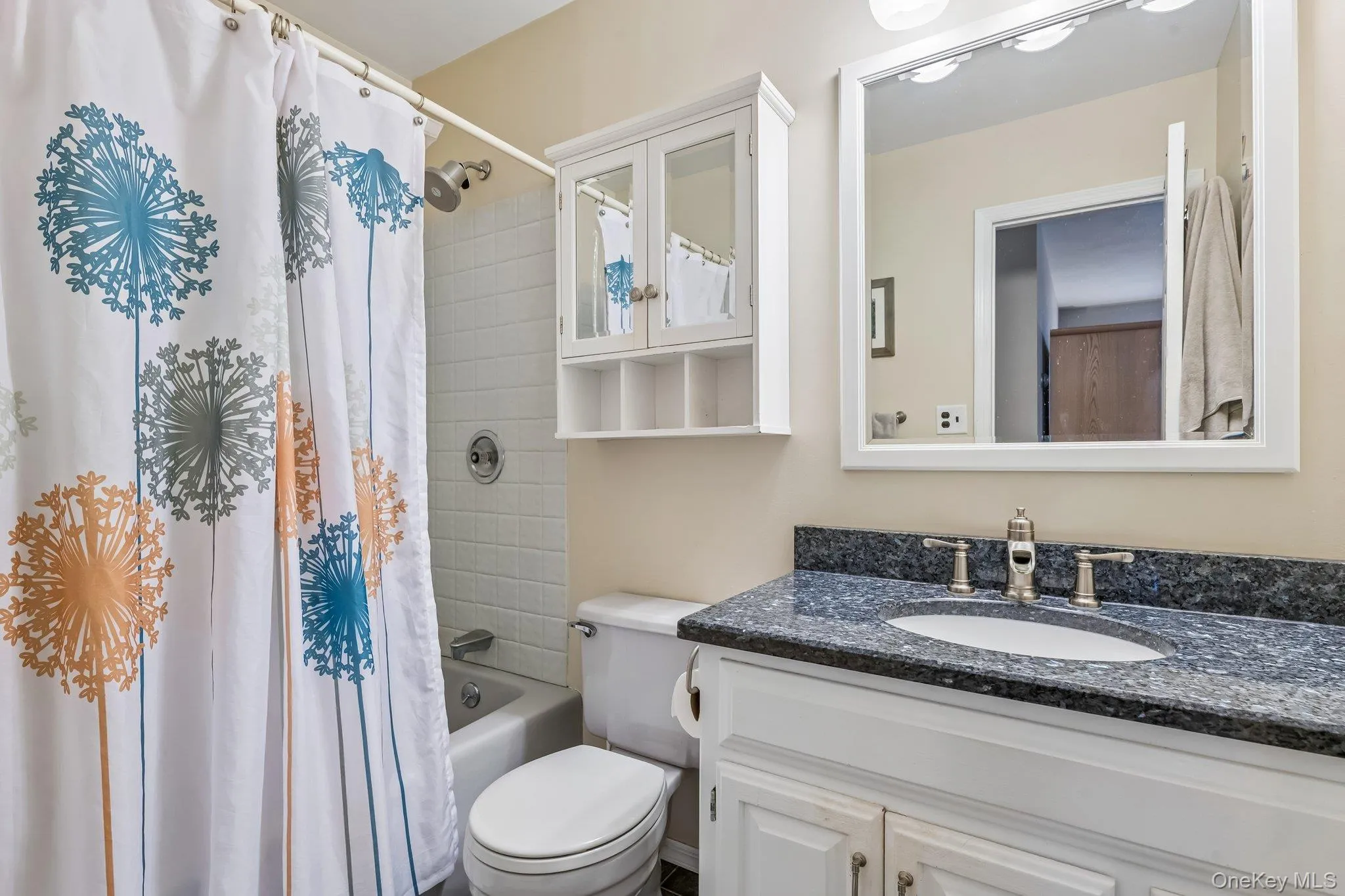 302 Maple Avenue, Brookhaven, NY, 4 Bedrooms Bedrooms, 7 Rooms Rooms,2 BathroomsBathrooms,Residential,For Rent,Maple,0,1045857 302 Maple Avenue, Brookhaven, NY, 4 Bedrooms Bedrooms, 7 Rooms Rooms,2 BathroomsBathrooms,Residential,For Rent,Maple,0,1045857