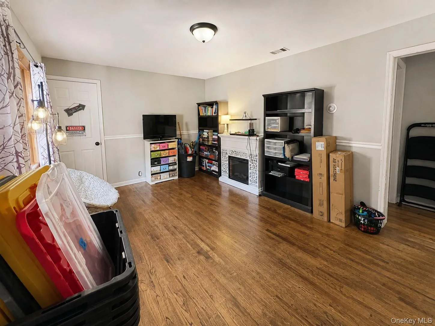 29 Madison Avenue, Hyde Park, NY, 4 Bedrooms Bedrooms, 5 Rooms Rooms,1 BathroomBathrooms,Residential,For Rent,Madison,0,1045860 29 Madison Avenue, Hyde Park, NY, 4 Bedrooms Bedrooms, 5 Rooms Rooms,1 BathroomBathrooms,Residential,For Rent,Madison,0,1045860