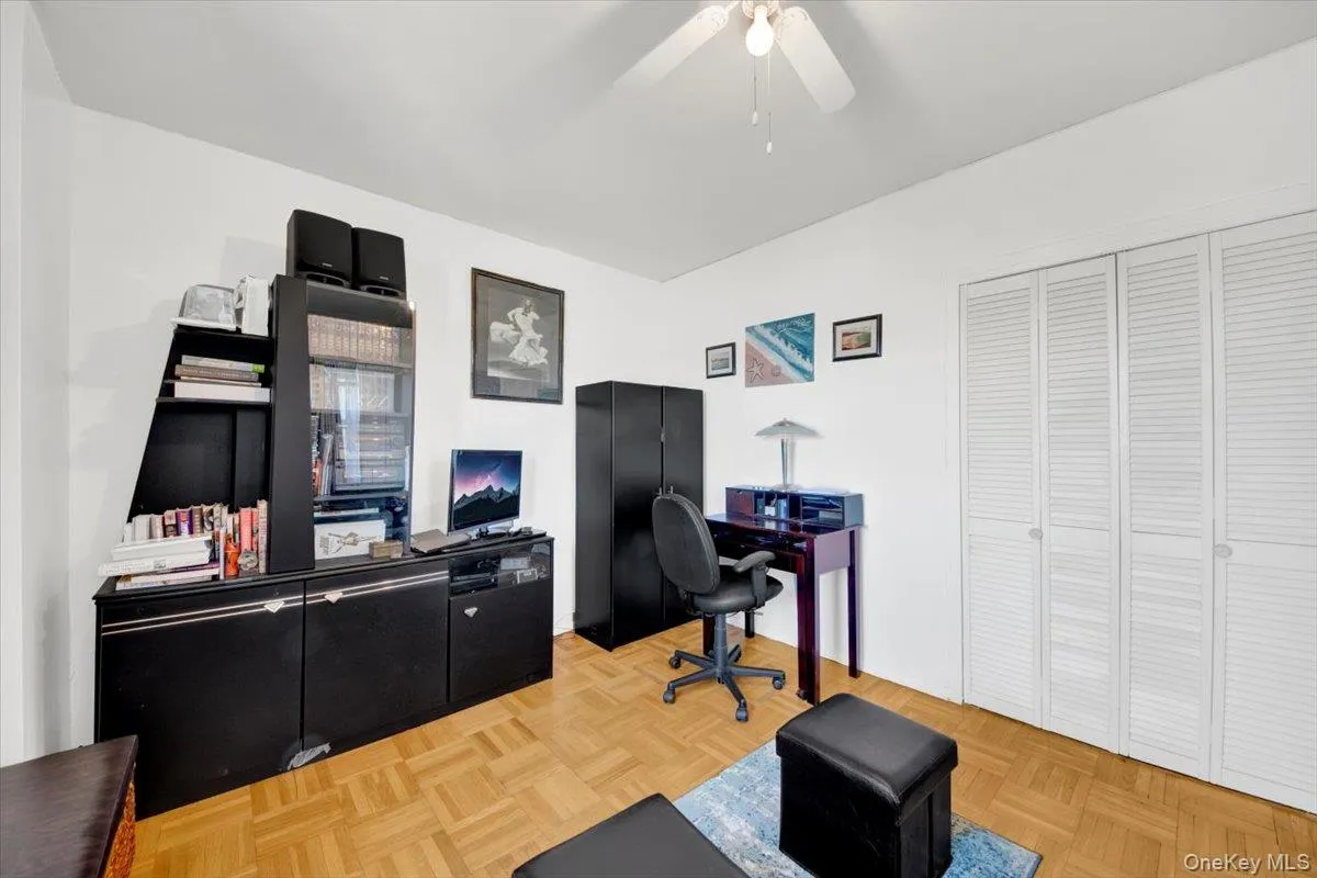 4 Fordham Hill Oval, New York, NY, 2 Bedrooms Bedrooms, 4 Rooms Rooms,1 BathroomBathrooms,Residential,For Rent,Fordham Hill,0,1045862 4 Fordham Hill Oval, New York, NY, 2 Bedrooms Bedrooms, 4 Rooms Rooms,1 BathroomBathrooms,Residential,For Rent,Fordham Hill,0,1045862