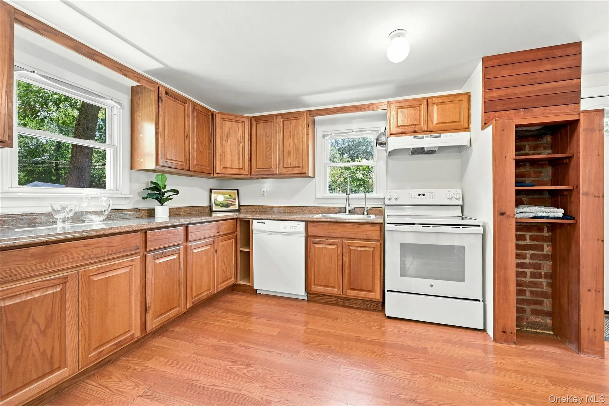52 Valley Drive, Brookhaven, NY, 2 Bedrooms Bedrooms, 6 Rooms Rooms,2 BathroomsBathrooms,Residential,For Rent,Valley,0,1045864 52 Valley Drive, Brookhaven, NY, 2 Bedrooms Bedrooms, 6 Rooms Rooms,2 BathroomsBathrooms,Residential,For Rent,Valley,0,1045864