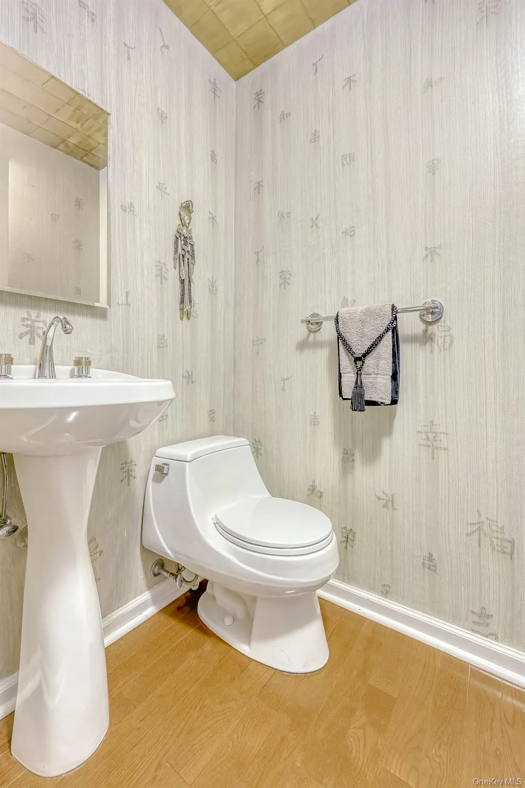 5 Cairngorm Road, Clarkstown, NY, 4 Bedrooms Bedrooms, 14 Rooms Rooms,2 BathroomsBathrooms,Residential,For Rent,Cairngorm,0,1045866 5 Cairngorm Road, Clarkstown, NY, 4 Bedrooms Bedrooms, 14 Rooms Rooms,2 BathroomsBathrooms,Residential,For Rent,Cairngorm,0,1045866