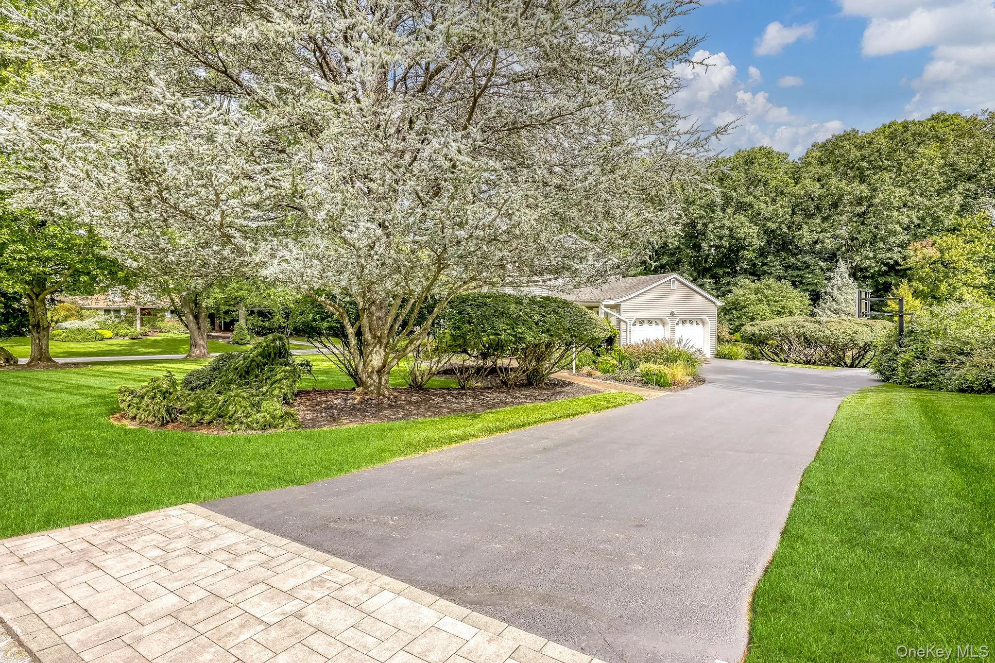 5 Cairngorm Road, Clarkstown, NY, 4 Bedrooms Bedrooms, 14 Rooms Rooms,2 BathroomsBathrooms,Residential,For Rent,Cairngorm,0,1045866 5 Cairngorm Road, Clarkstown, NY, 4 Bedrooms Bedrooms, 14 Rooms Rooms,2 BathroomsBathrooms,Residential,For Rent,Cairngorm,0,1045866