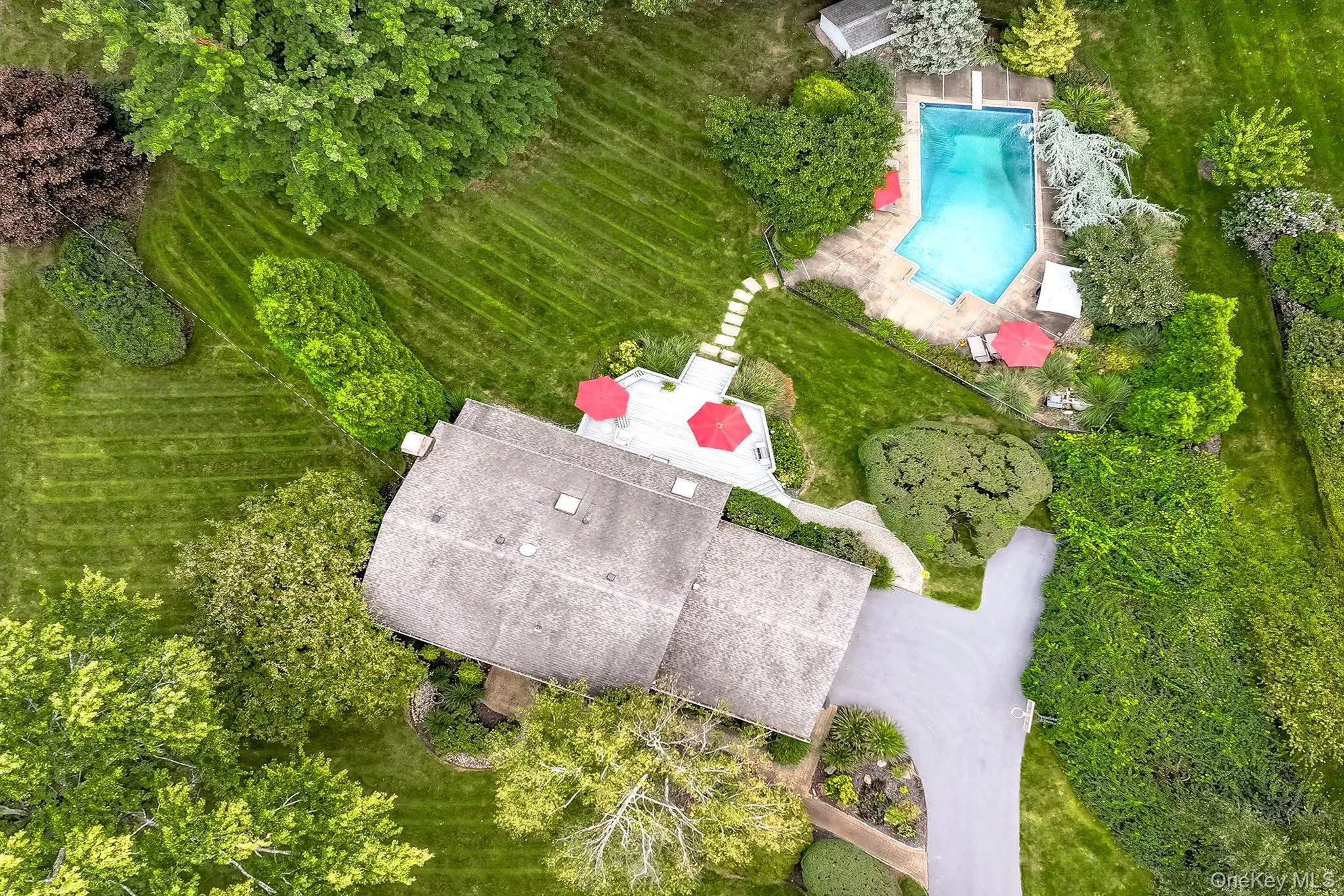 5 Cairngorm Road, Clarkstown, NY, 4 Bedrooms Bedrooms, 14 Rooms Rooms,2 BathroomsBathrooms,Residential,For Rent,Cairngorm,0,1045866 5 Cairngorm Road, Clarkstown, NY, 4 Bedrooms Bedrooms, 14 Rooms Rooms,2 BathroomsBathrooms,Residential,For Rent,Cairngorm,0,1045866