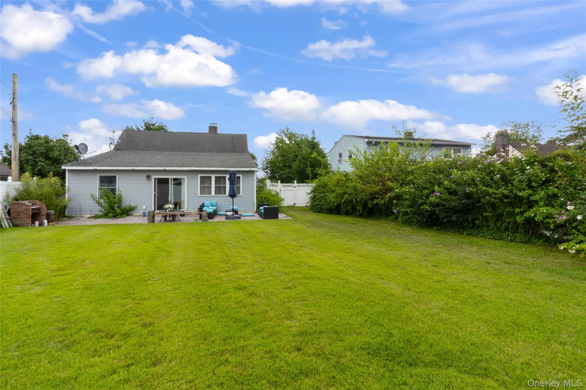 42 Mockingbird Lane, Hempstead, NY, 5 Bedrooms Bedrooms, 9 Rooms Rooms,2 BathroomsBathrooms,Residential,For Rent,Mockingbird,0,1045868 42 Mockingbird Lane, Hempstead, NY, 5 Bedrooms Bedrooms, 9 Rooms Rooms,2 BathroomsBathrooms,Residential,For Rent,Mockingbird,0,1045868
