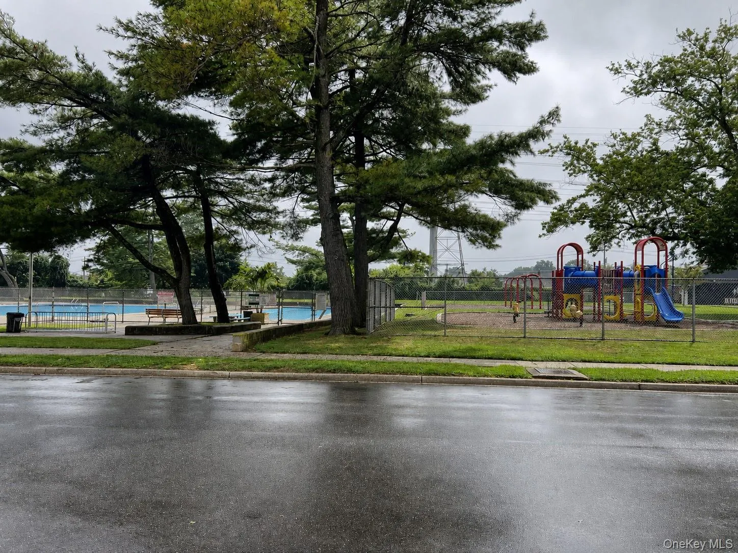 107 Azalea Road, Hempstead, NY, 3 Bedrooms Bedrooms, 5 Rooms Rooms,1 BathroomBathrooms,Residential,For Rent,Azalea,0,1045874 107 Azalea Road, Hempstead, NY, 3 Bedrooms Bedrooms, 5 Rooms Rooms,1 BathroomBathrooms,Residential,For Rent,Azalea,0,1045874