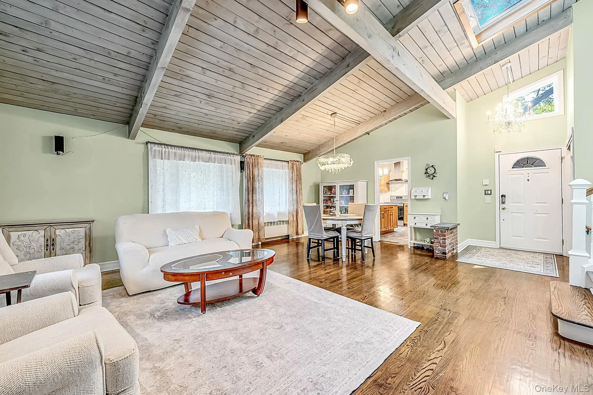 10 Highwood Road, Oyster Bay, NY, 4 Bedrooms Bedrooms, 8 Rooms Rooms,3 BathroomsBathrooms,Residential,For Rent,Highwood,0,1045875 10 Highwood Road, Oyster Bay, NY, 4 Bedrooms Bedrooms, 8 Rooms Rooms,3 BathroomsBathrooms,Residential,For Rent,Highwood,0,1045875