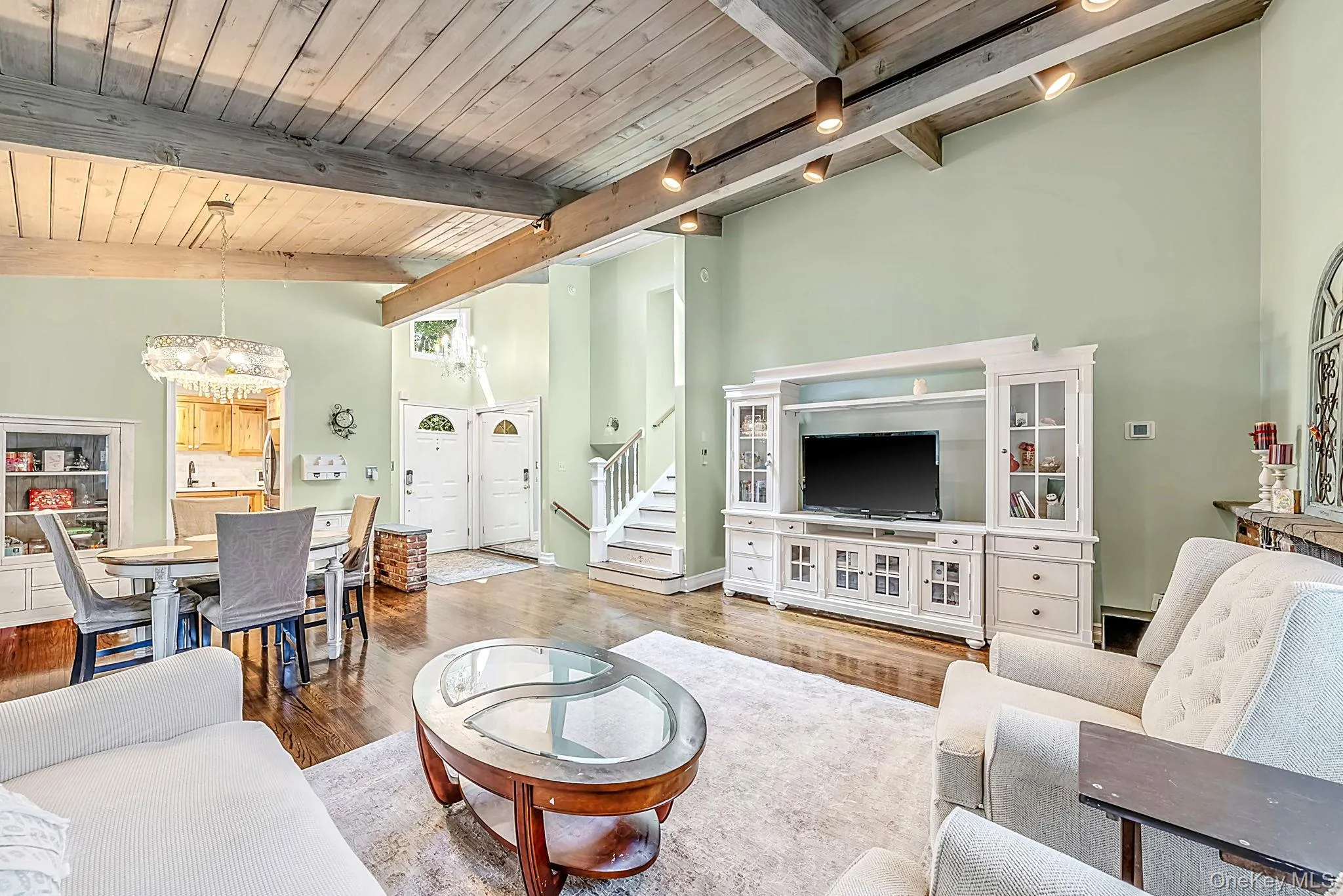 10 Highwood Road, Oyster Bay, NY, 4 Bedrooms Bedrooms, 8 Rooms Rooms,3 BathroomsBathrooms,Residential,For Rent,Highwood,0,1045875 10 Highwood Road, Oyster Bay, NY, 4 Bedrooms Bedrooms, 8 Rooms Rooms,3 BathroomsBathrooms,Residential,For Rent,Highwood,0,1045875