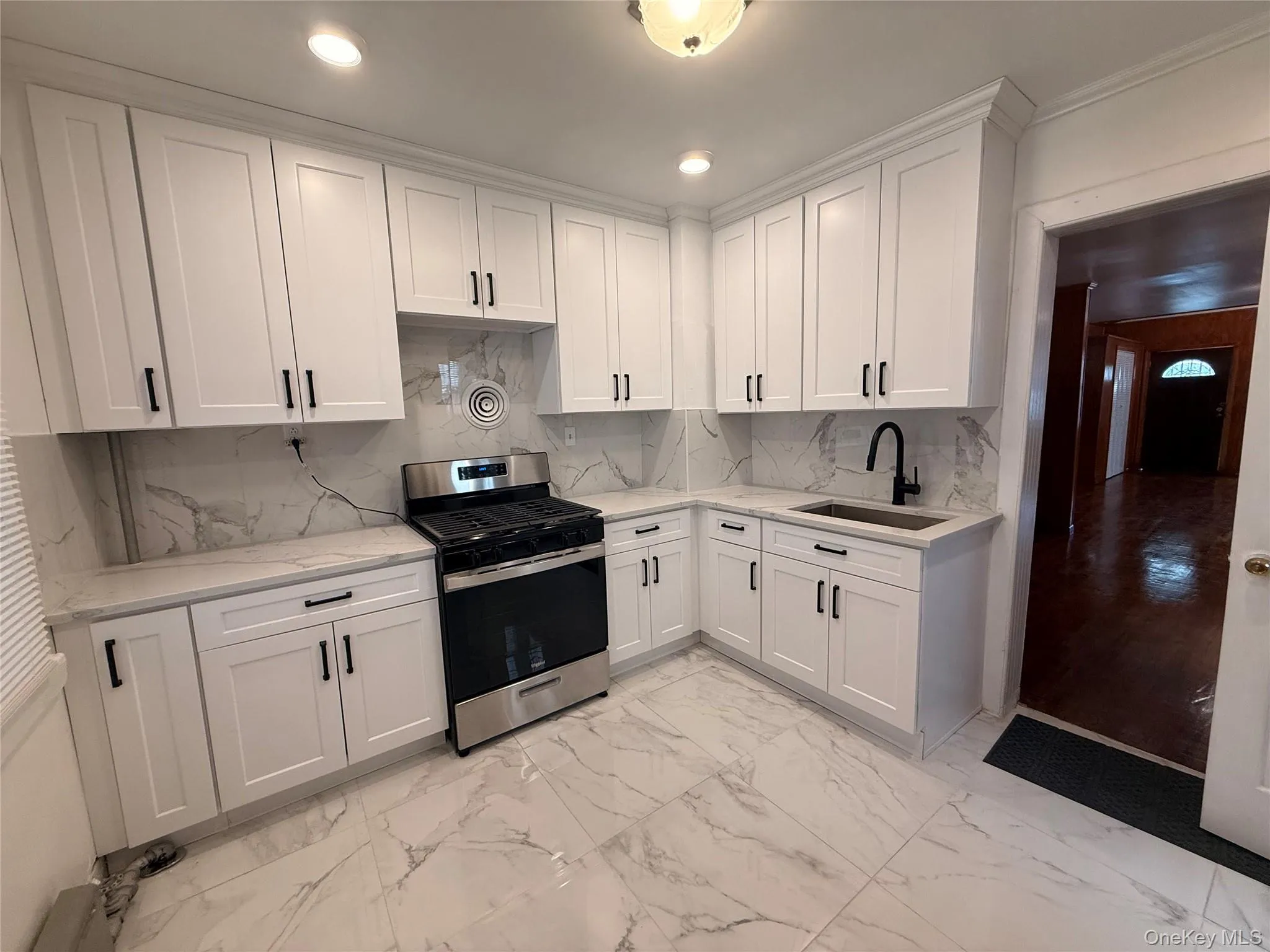 90-66 199th Street, New York, NY, 3 Bedrooms Bedrooms, 6 Rooms Rooms,2 BathroomsBathrooms,Residential Lease,For Rent,199th,0,1045876 90-66 199th Street, New York, NY, 3 Bedrooms Bedrooms, 6 Rooms Rooms,2 BathroomsBathrooms,Residential Lease,For Rent,199th,0,1045876