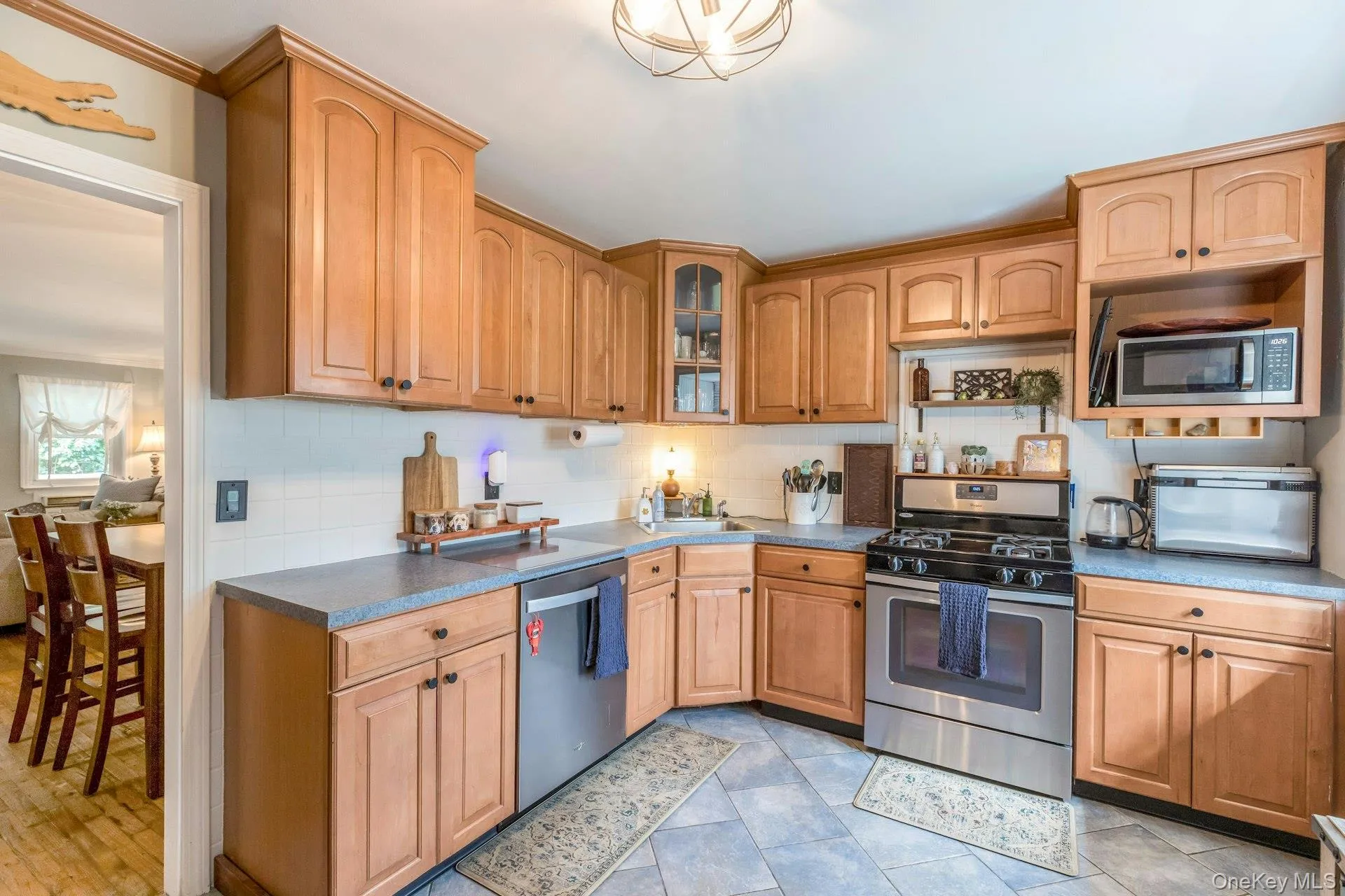 21 Glen Hollow Drive, Brookhaven, NY, 2 Bedrooms Bedrooms, 5 Rooms Rooms,1 BathroomBathrooms,Residential,For Rent,Glen Hollow,0,1045878 21 Glen Hollow Drive, Brookhaven, NY, 2 Bedrooms Bedrooms, 5 Rooms Rooms,1 BathroomBathrooms,Residential,For Rent,Glen Hollow,0,1045878