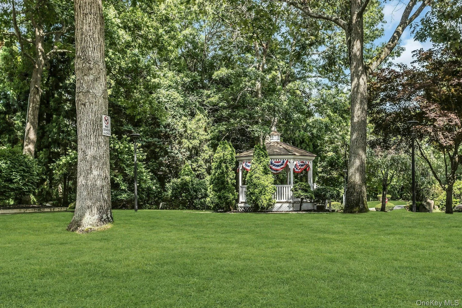 21 Glen Hollow Drive, Brookhaven, NY, 2 Bedrooms Bedrooms, 5 Rooms Rooms,1 BathroomBathrooms,Residential,For Rent,Glen Hollow,0,1045878 21 Glen Hollow Drive, Brookhaven, NY, 2 Bedrooms Bedrooms, 5 Rooms Rooms,1 BathroomBathrooms,Residential,For Rent,Glen Hollow,0,1045878
